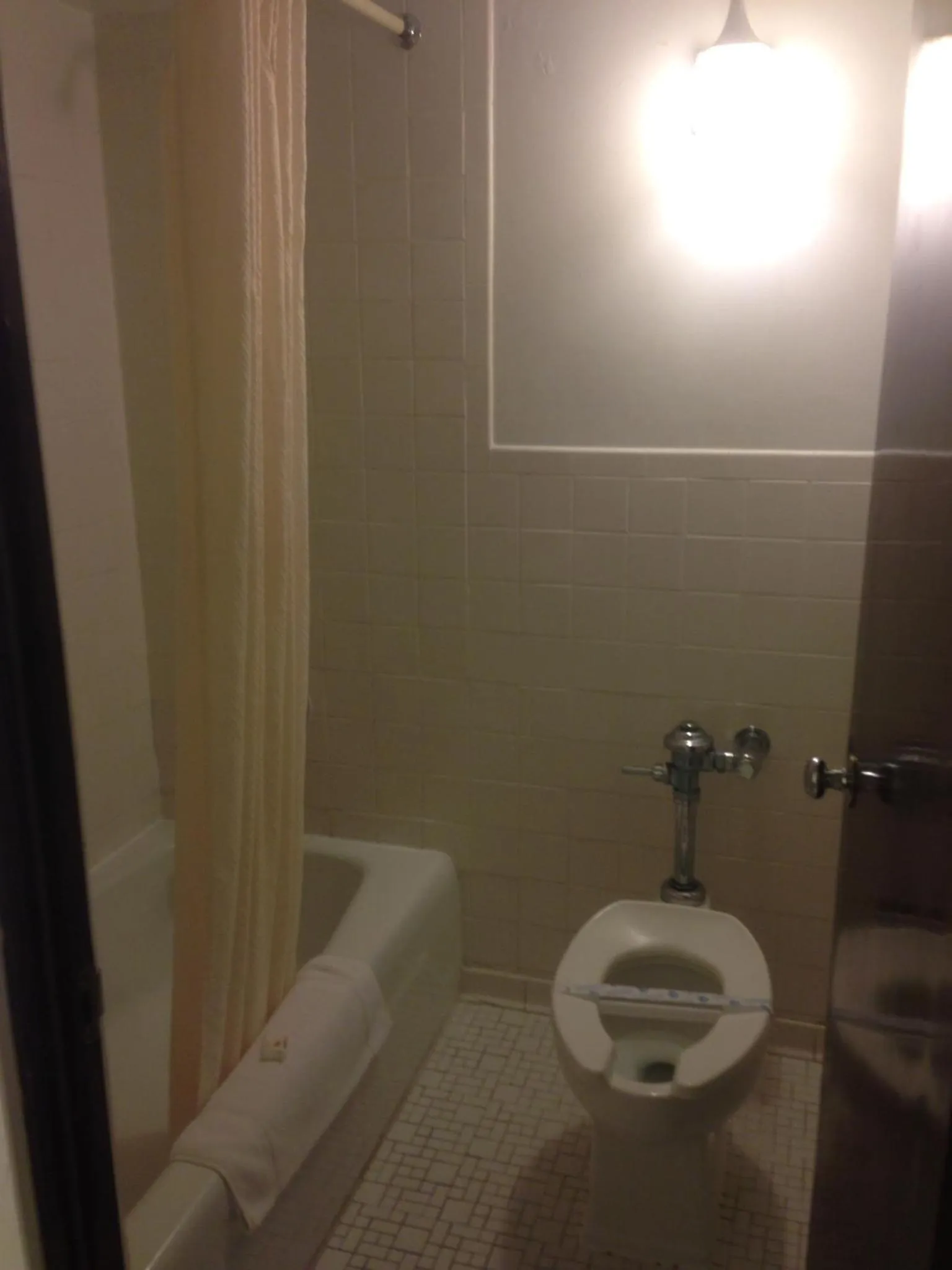 Bathroom in Stardust Motel