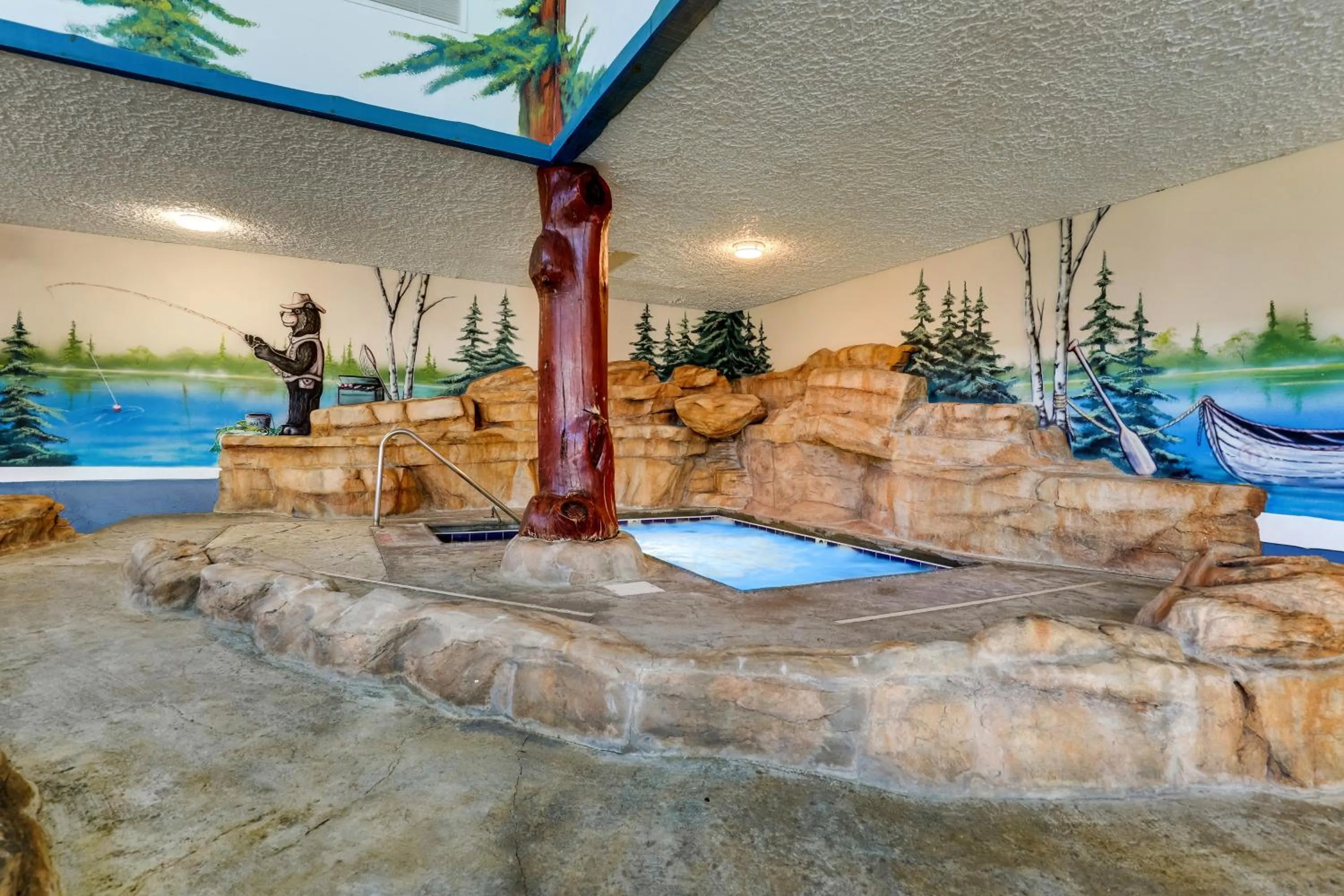 Hot Tub in Stoney Creek Hotel Quad Cities - Moline