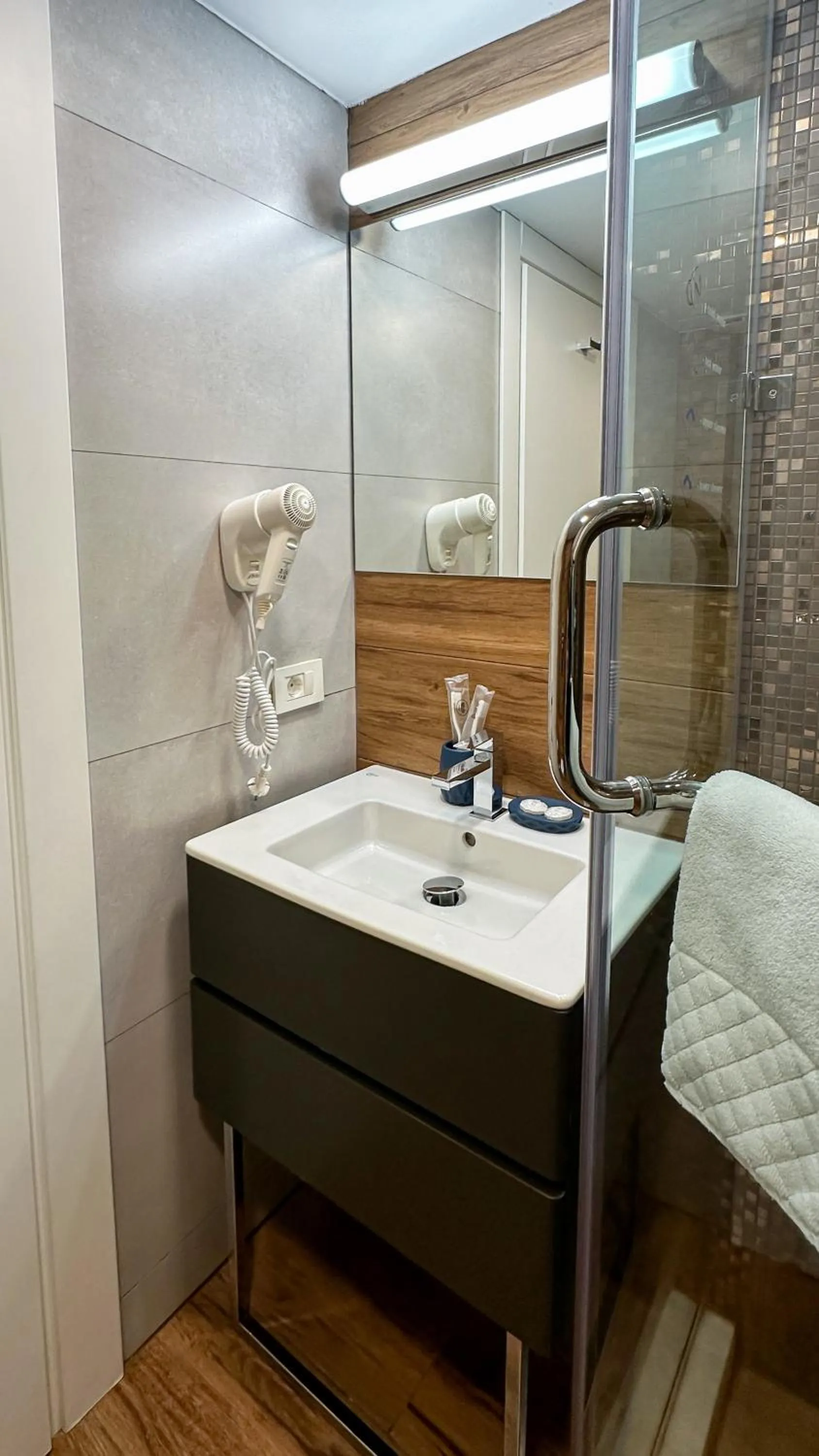 Property building in Silver 39 Corner Hotel