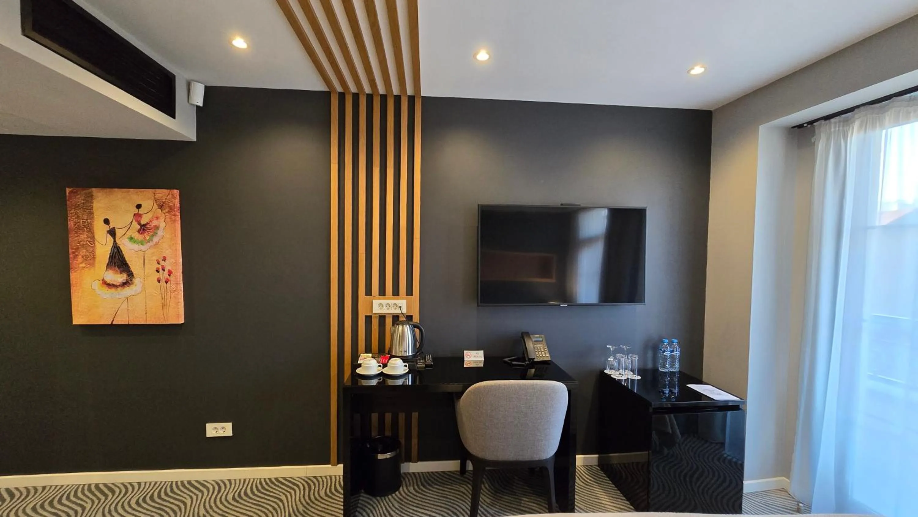 Property building in Silver 39 Corner Hotel