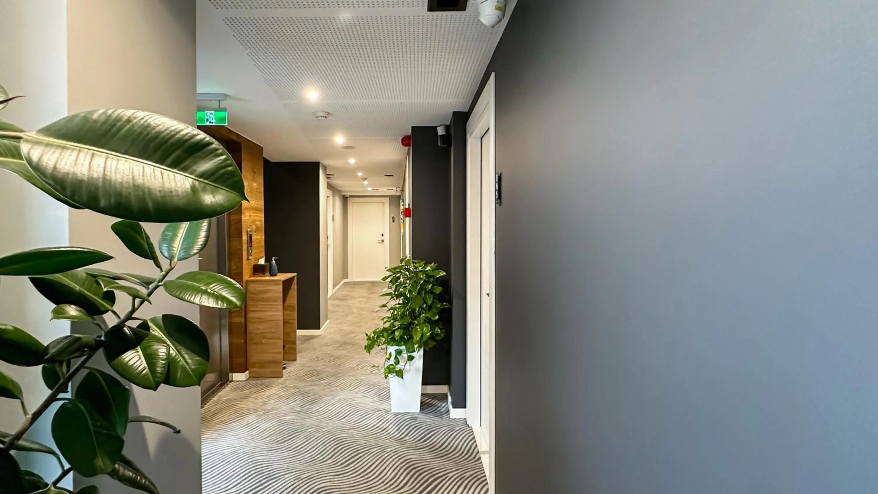 Property building in Silver 39 Corner Hotel