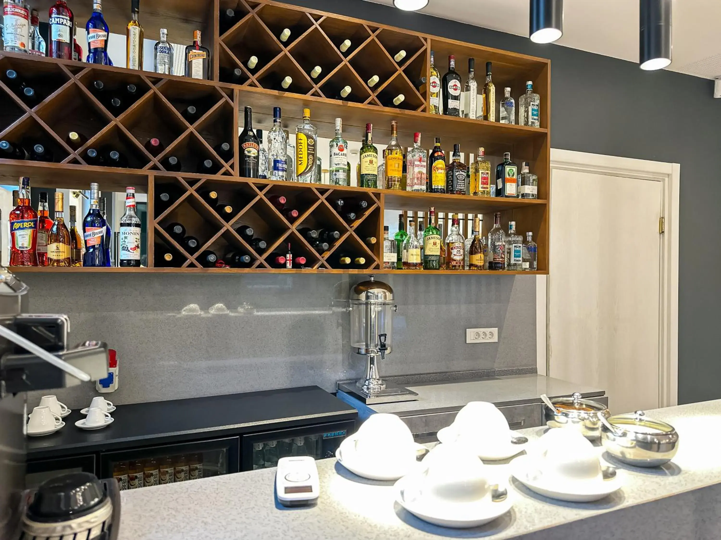 Lounge or bar in Silver 39 Corner Hotel Lounge or bar in Silver 39 Corner Hotel