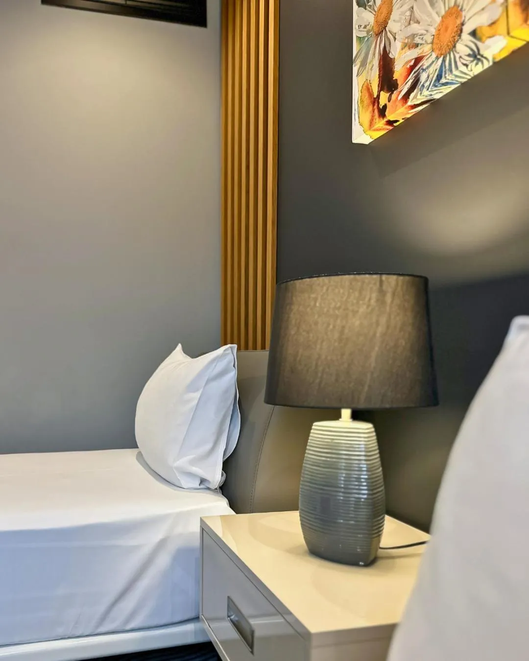 Property building, Bed in Silver 39 Corner Hotel