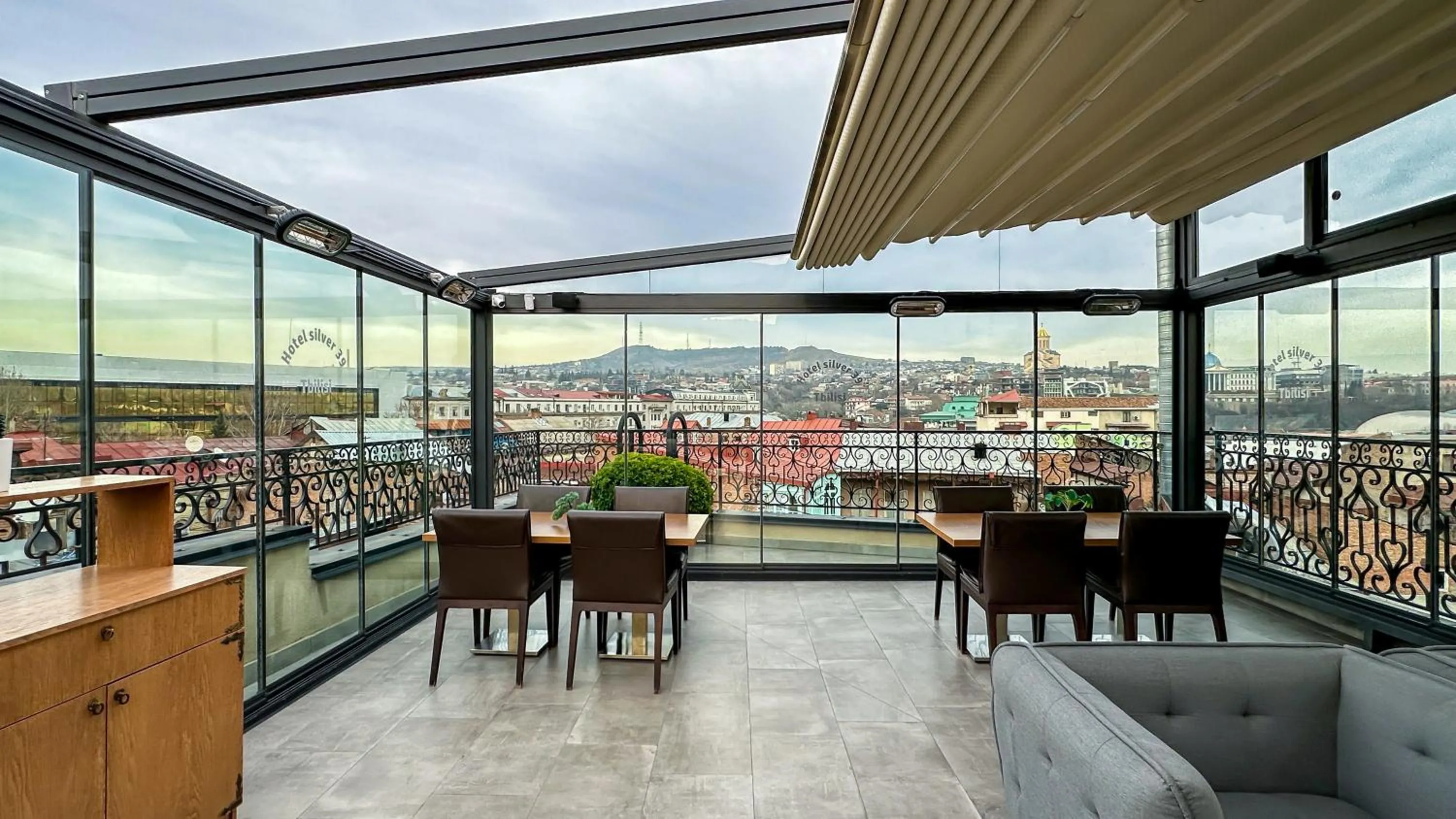 Property building in Silver 39 Corner Hotel