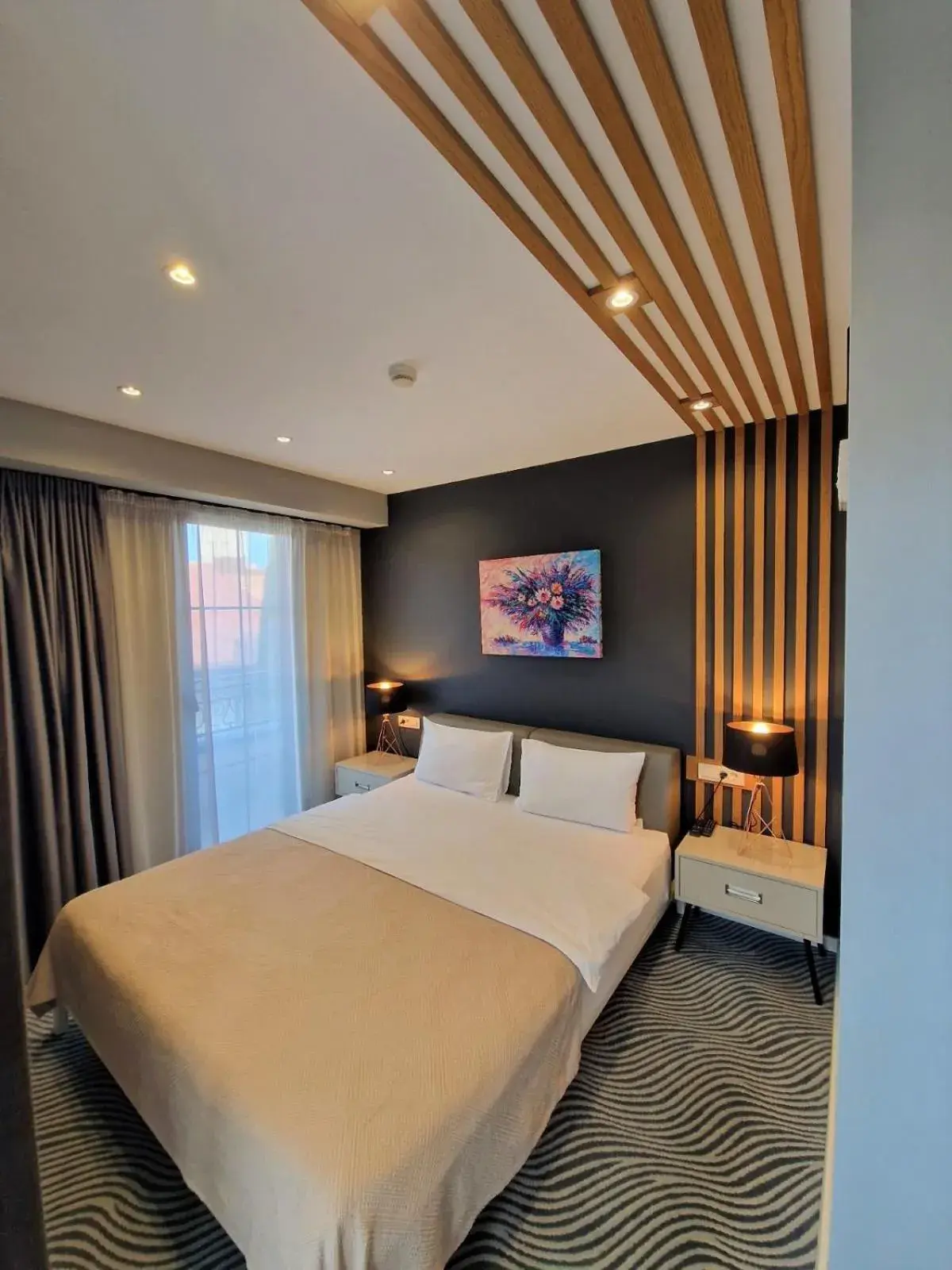 Standard Double Room in Silver 39 Corner Hotel Standard Double Room in Silver 39 Corner Hotel