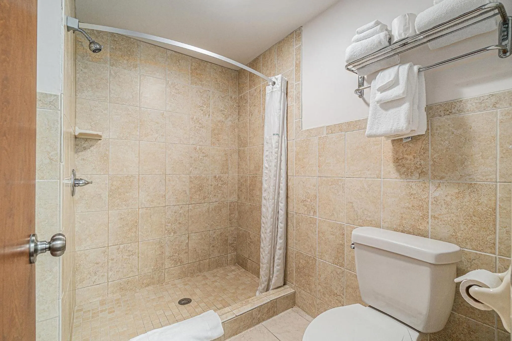 Shower in Howard Johnson by Wyndham Traverse City