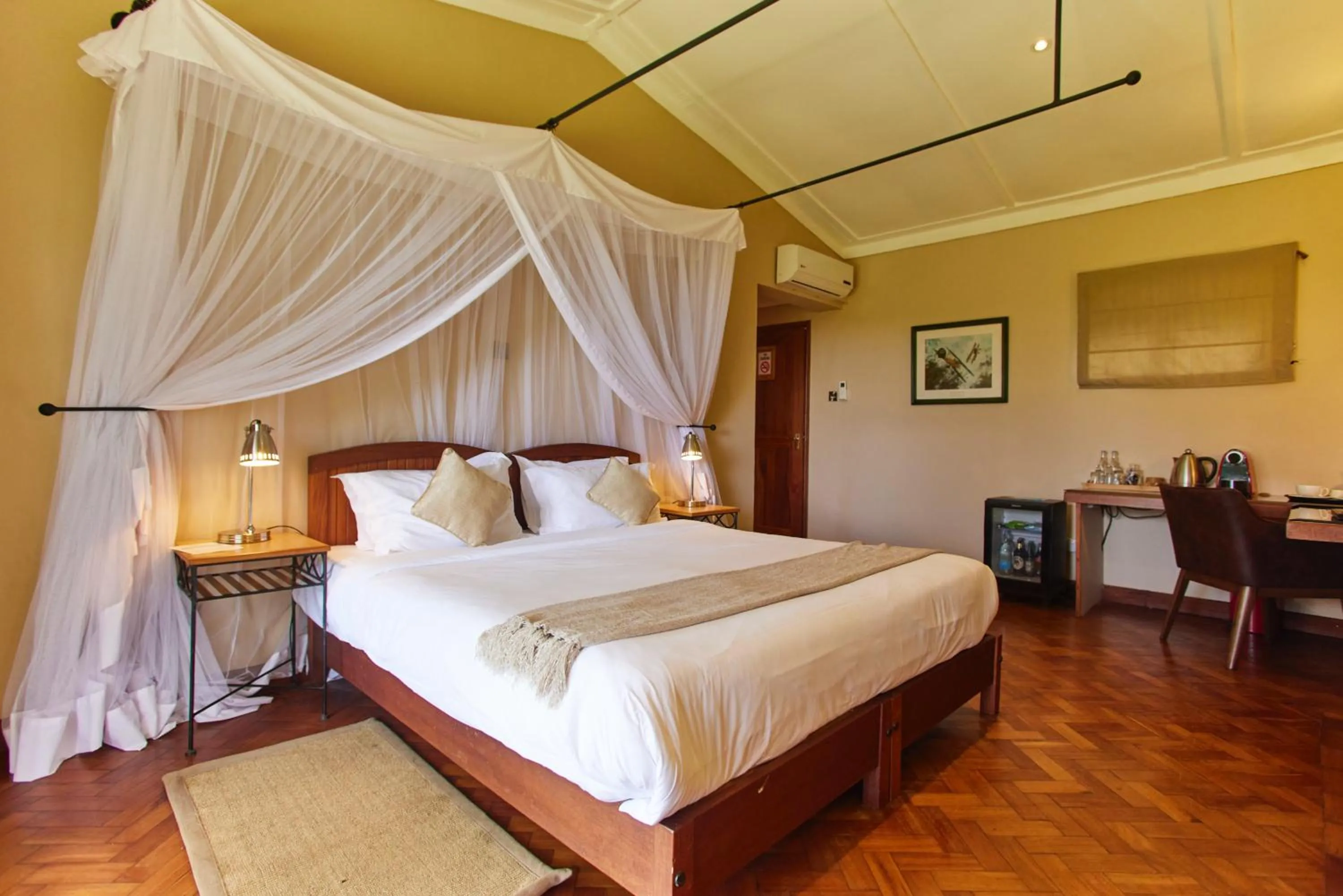 Guests, Bed in Aero Club of East Africa