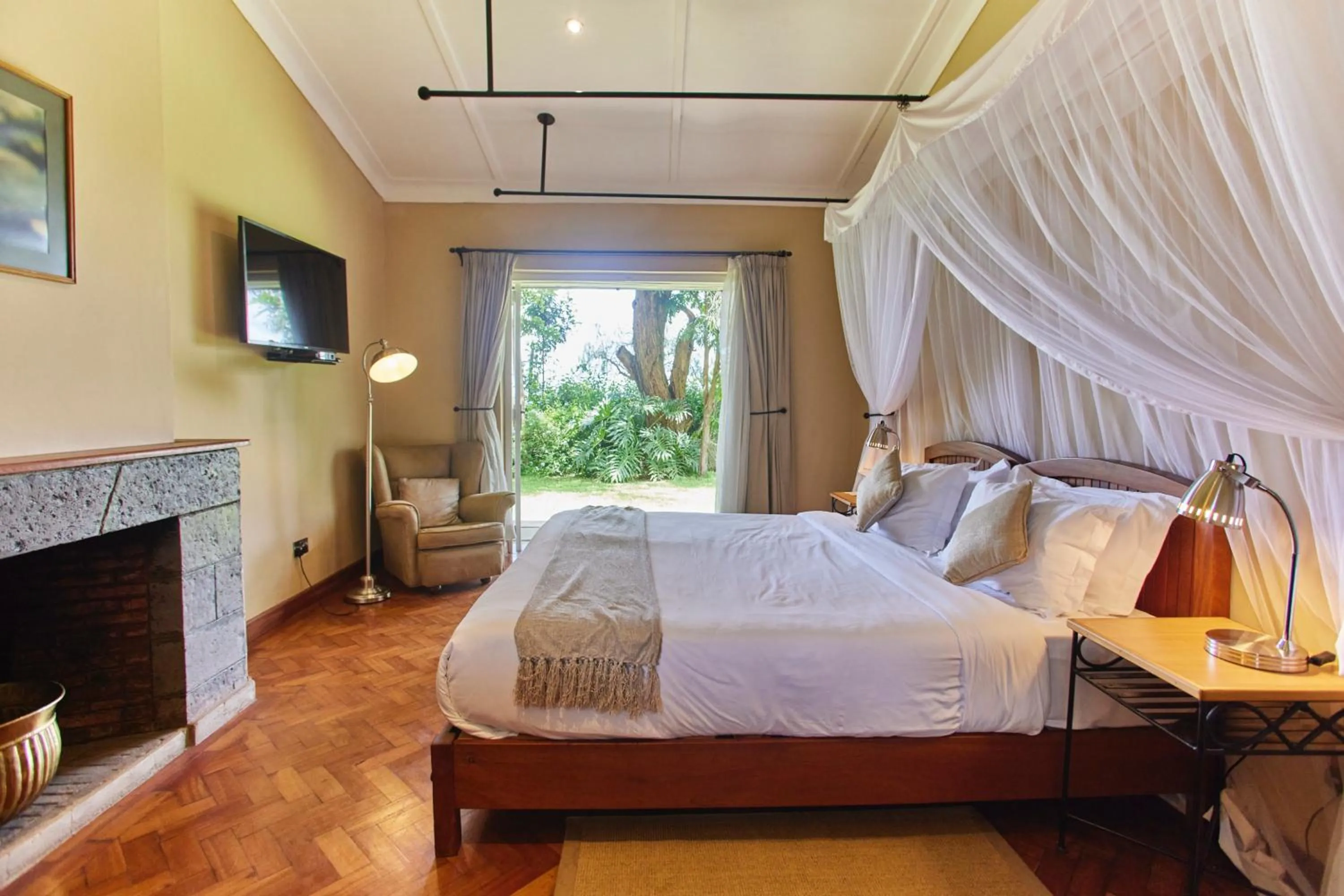 Bedroom, Bed in Aero Club of East Africa