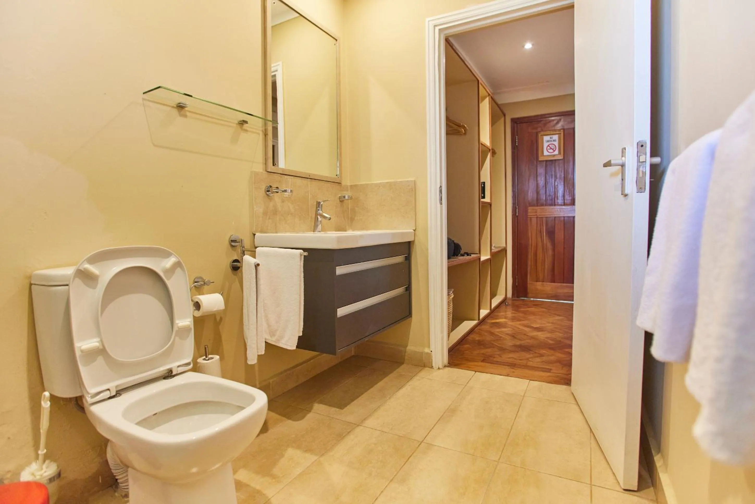 Bathroom in Aero Club of East Africa