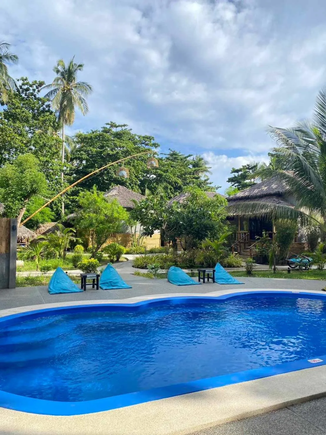 Swimming pool in The Lazy Lodge