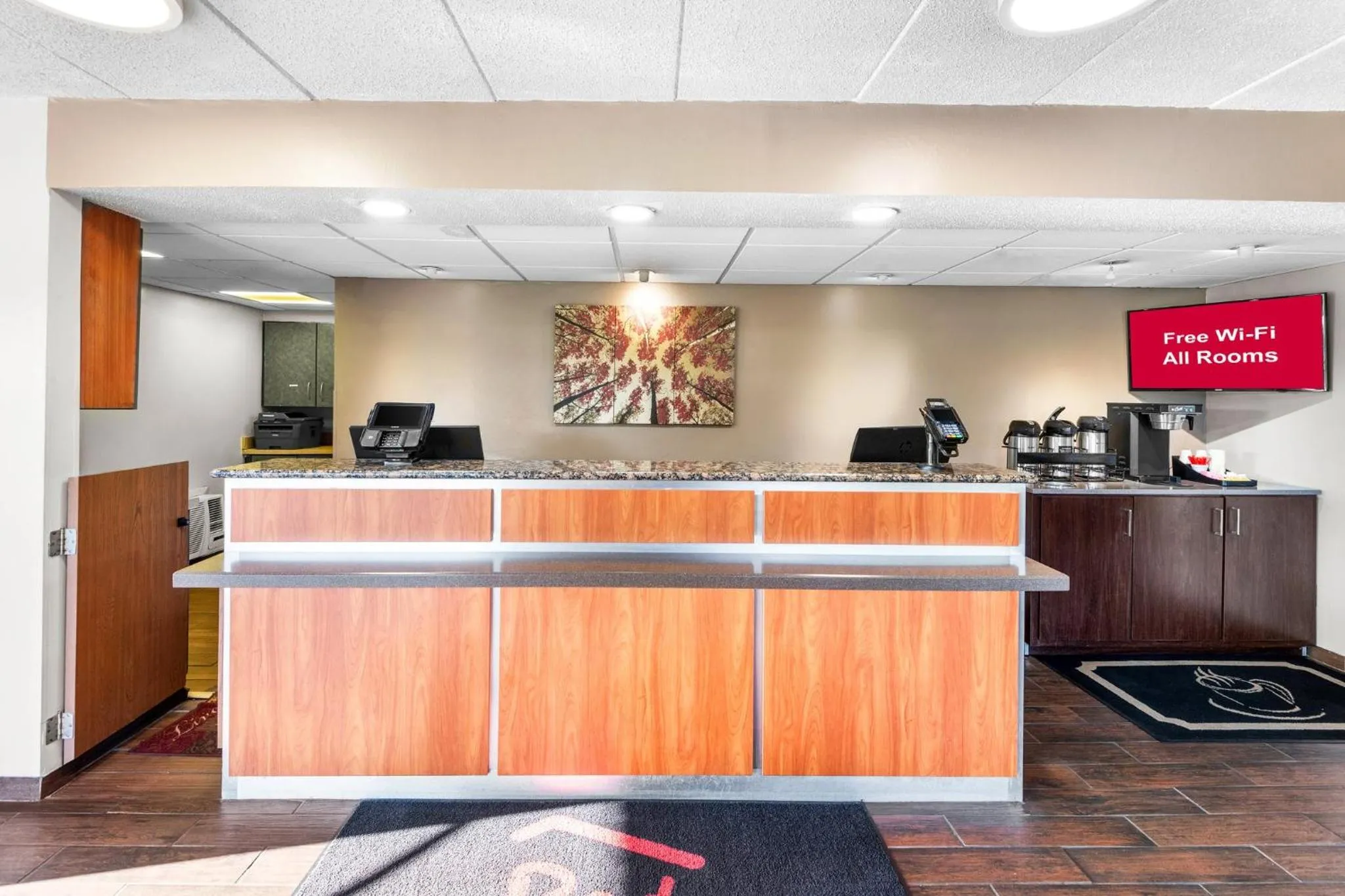 Lobby or reception in Red Roof Inn Indianapolis North - College Park
