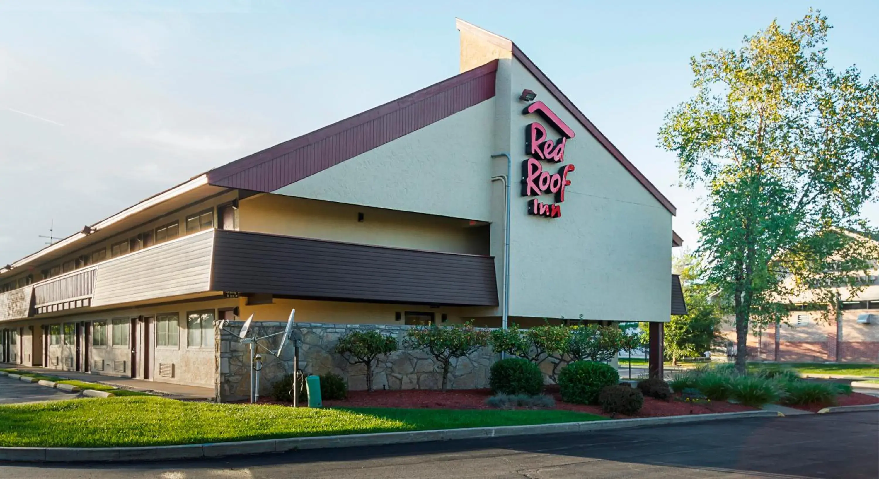 Property Building in Red Roof Inn Indianapolis North - College Park