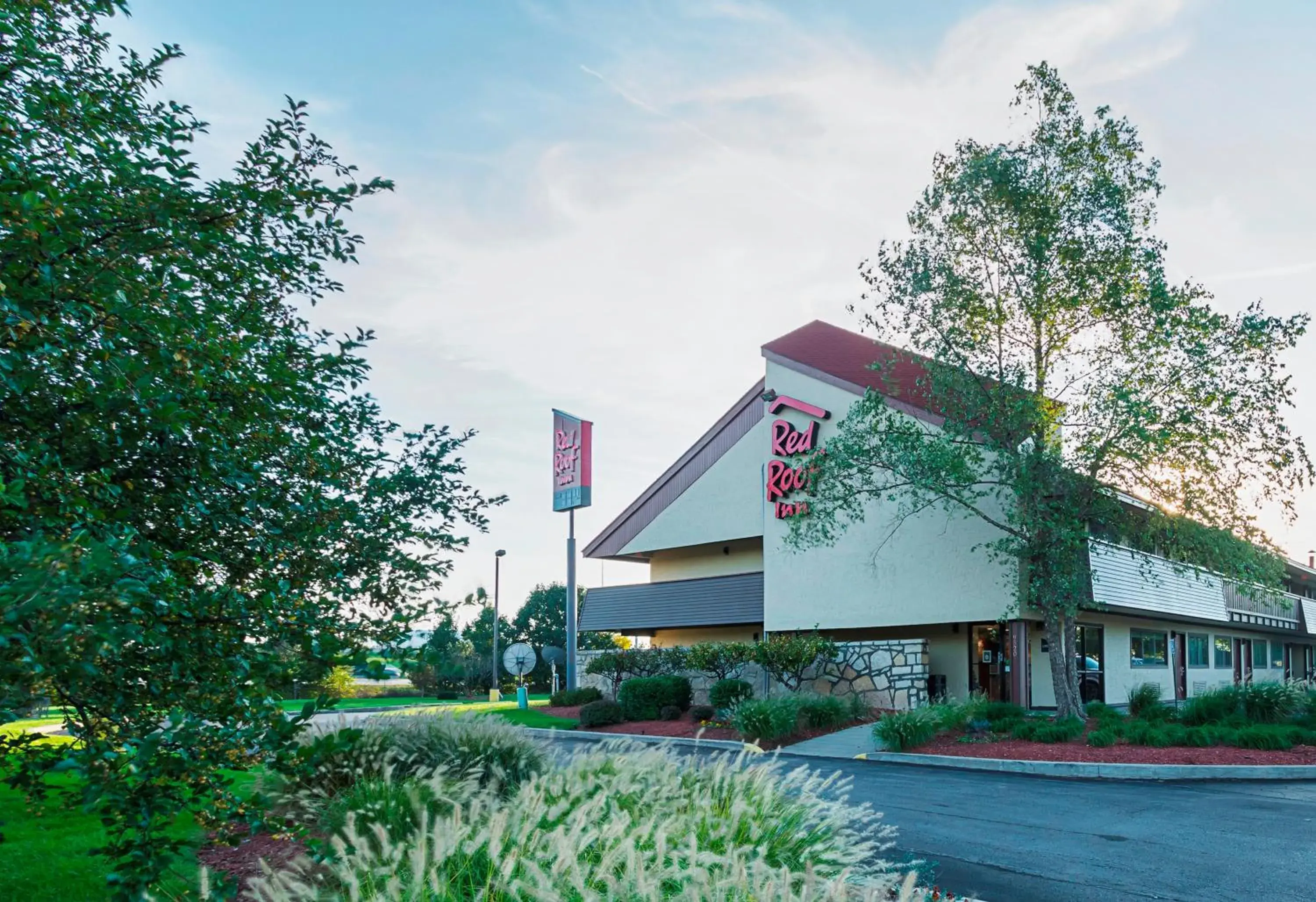 Property Building in Red Roof Inn Indianapolis North - College Park