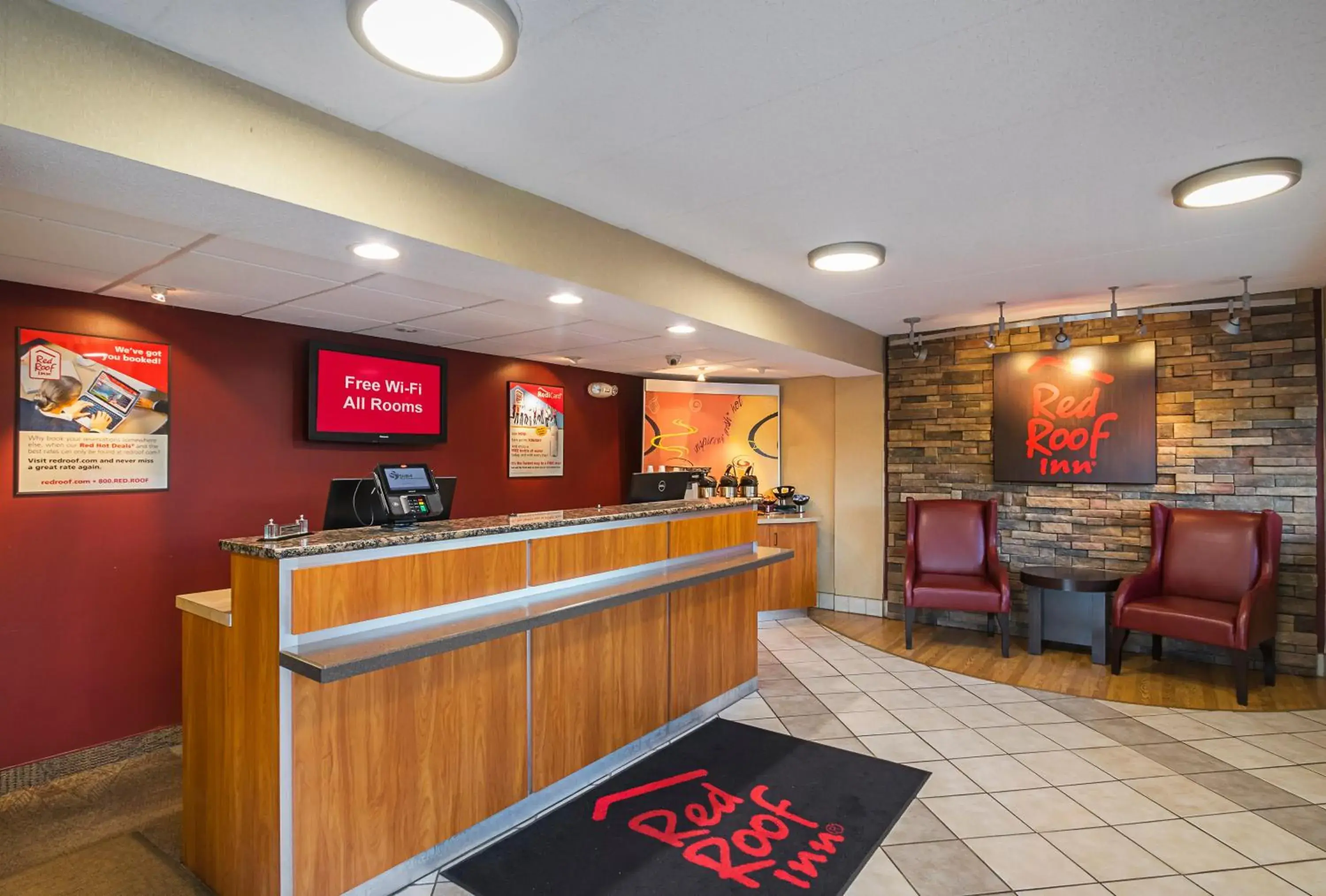 Lobby or reception, Lobby/Reception in Red Roof Inn Indianapolis North - College Park