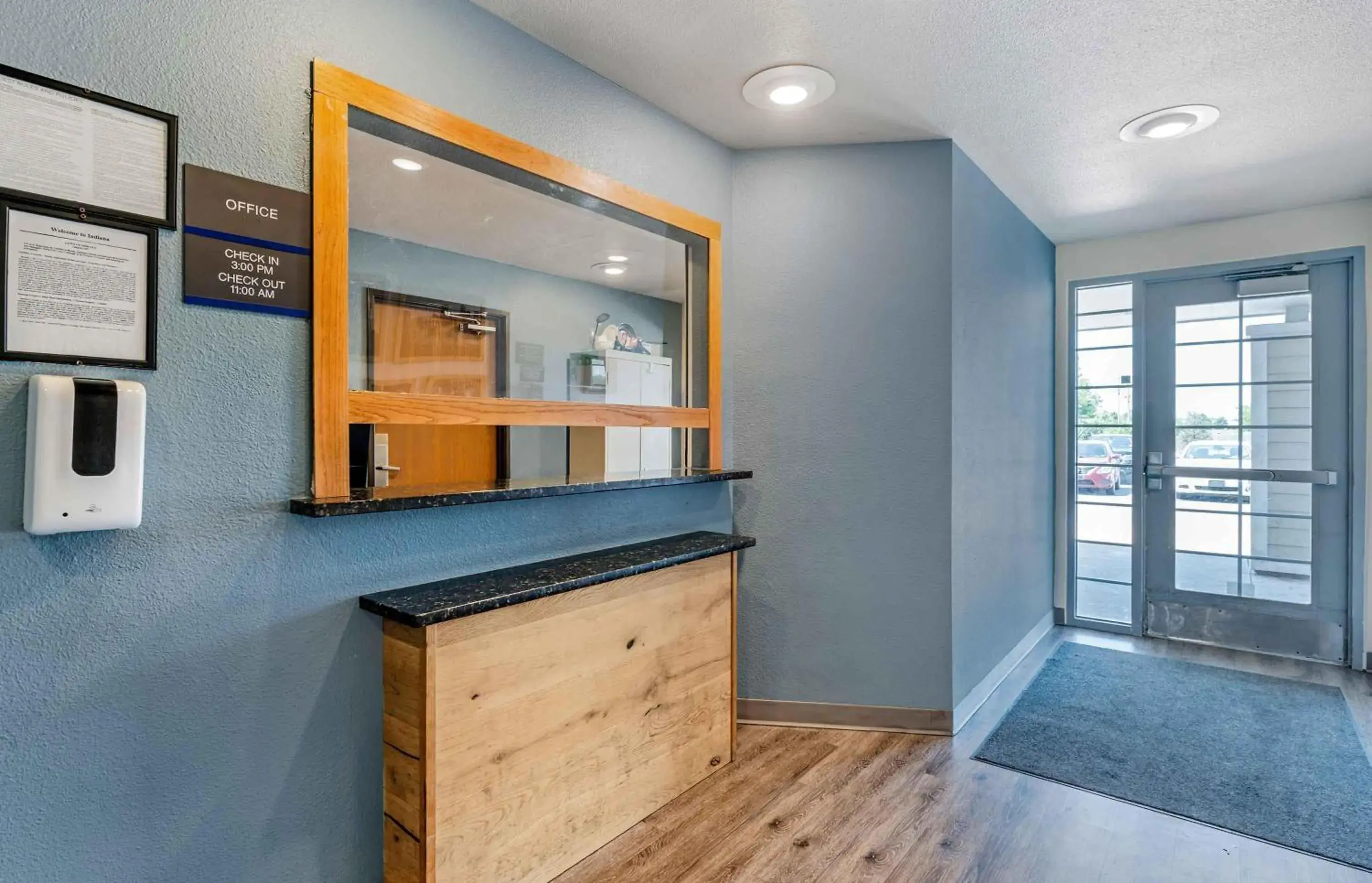 Lobby or reception in Extended Stay America Select Suites - Indianapolis - Lawrence Lobby or reception in Extended Stay America Select Suites - Indianapolis - Lawrence