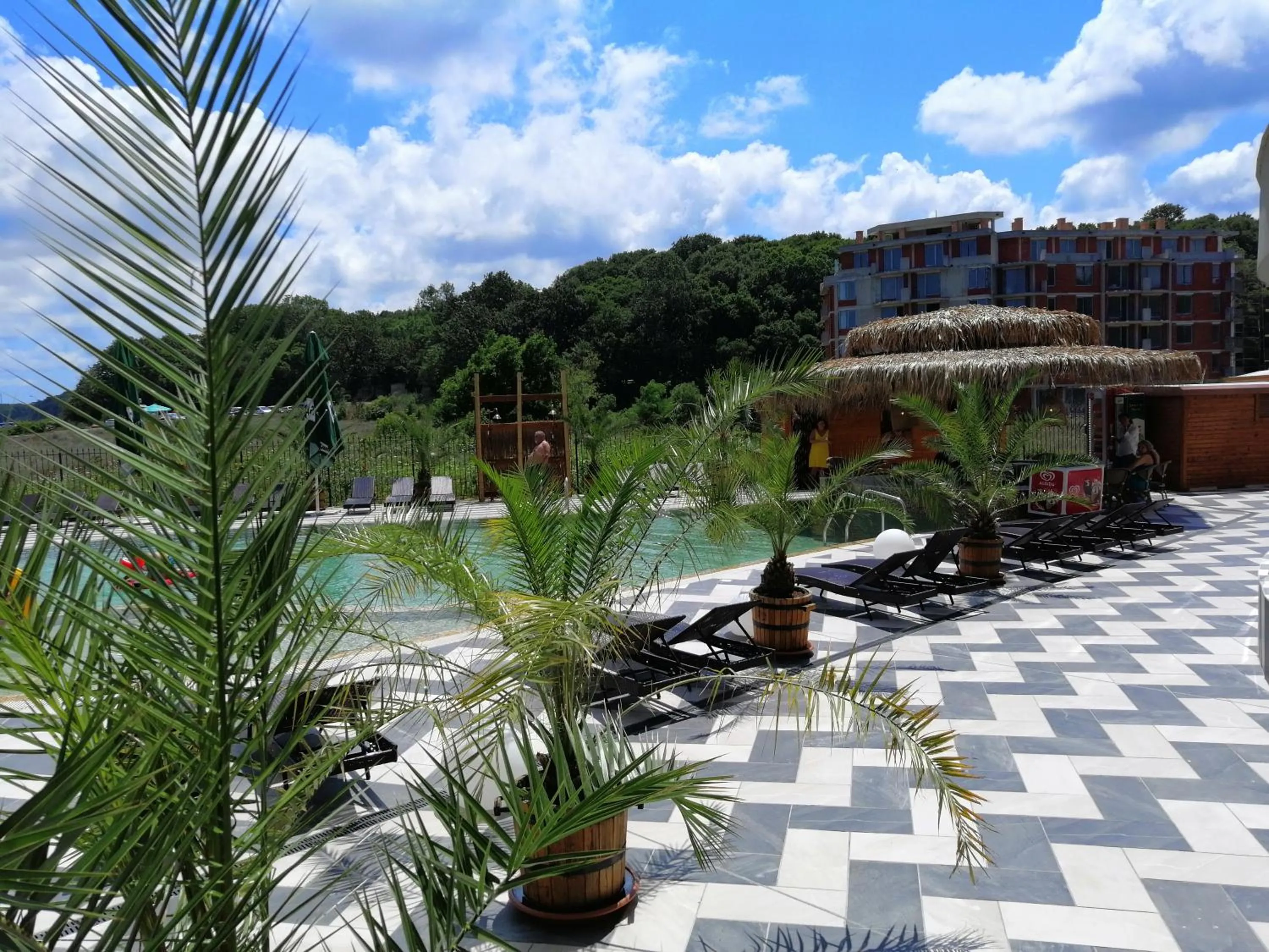 Day in Allure Beach Resort Aparthotel