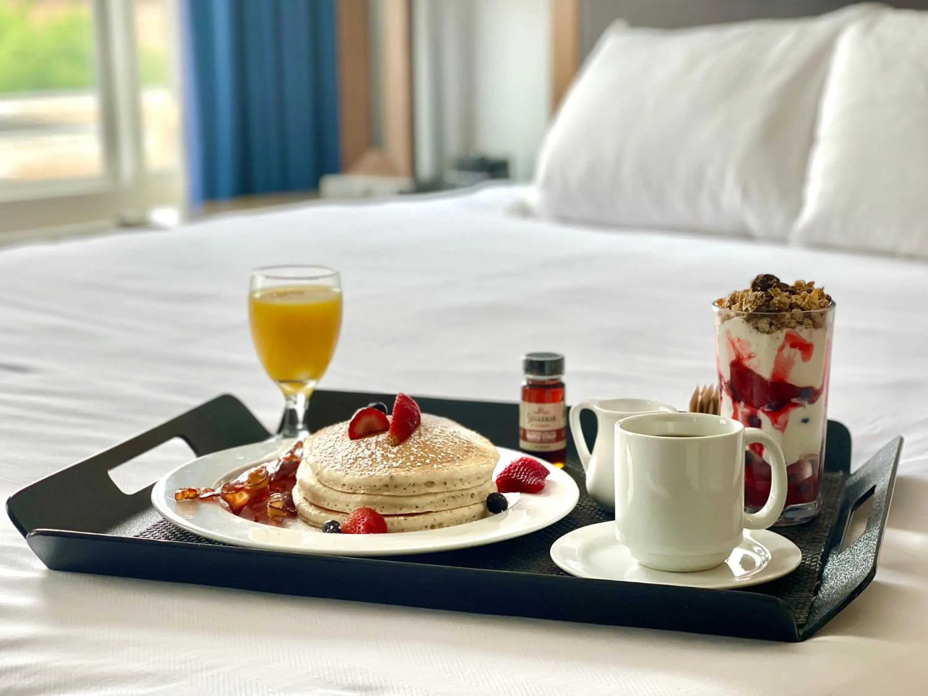 Breakfast, Bed in Hyatt Regency Wichita Breakfast, Bed in Hyatt Regency Wichita