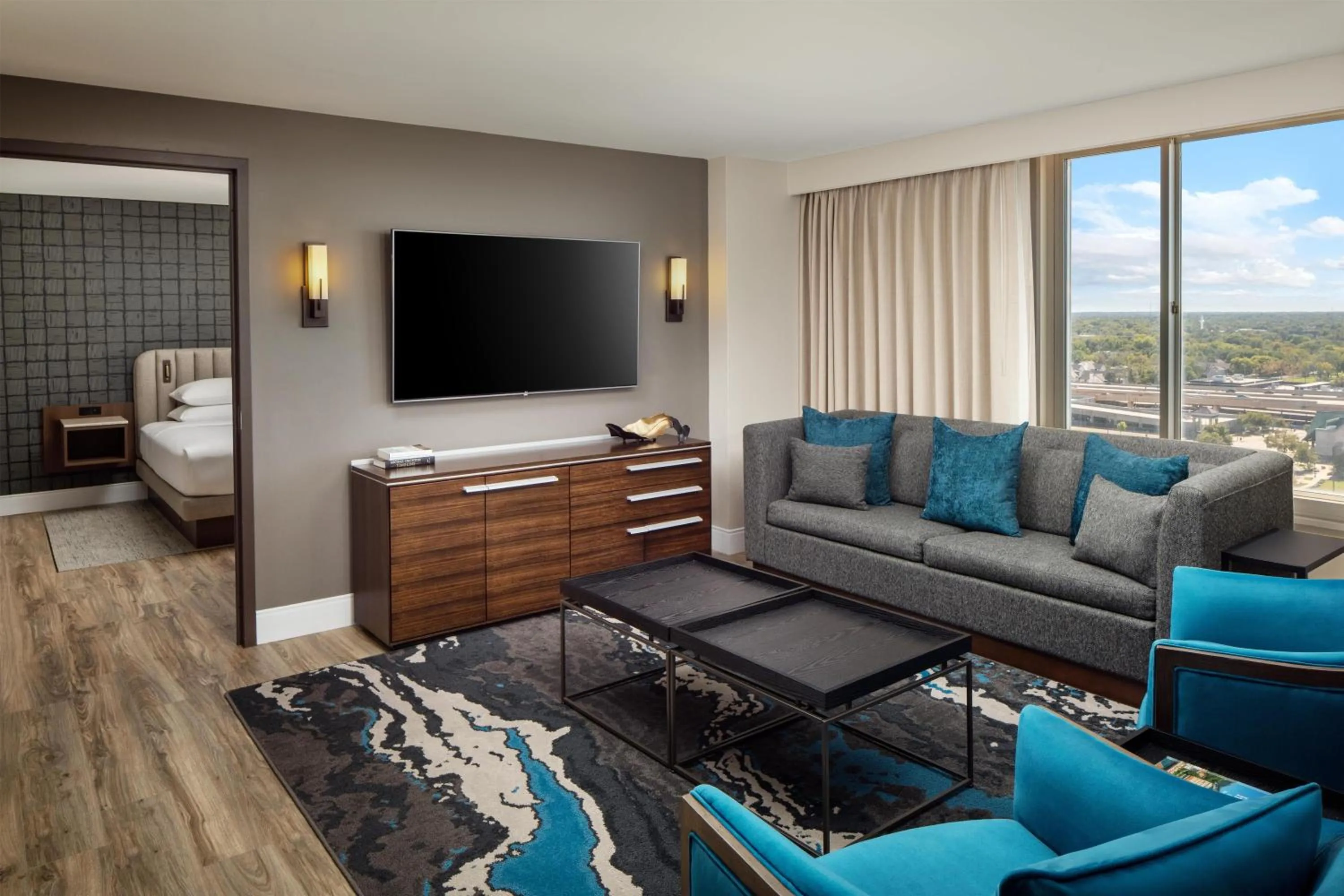 Photo of the whole room in Hyatt Regency Wichita