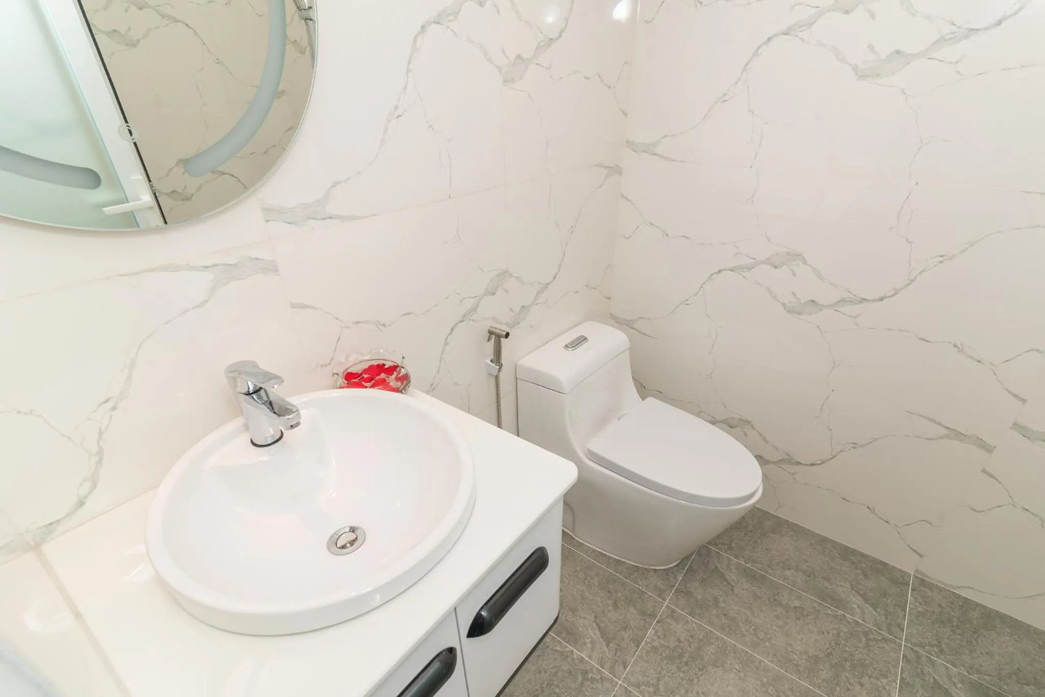 Toilet in Sun Beach Hotel