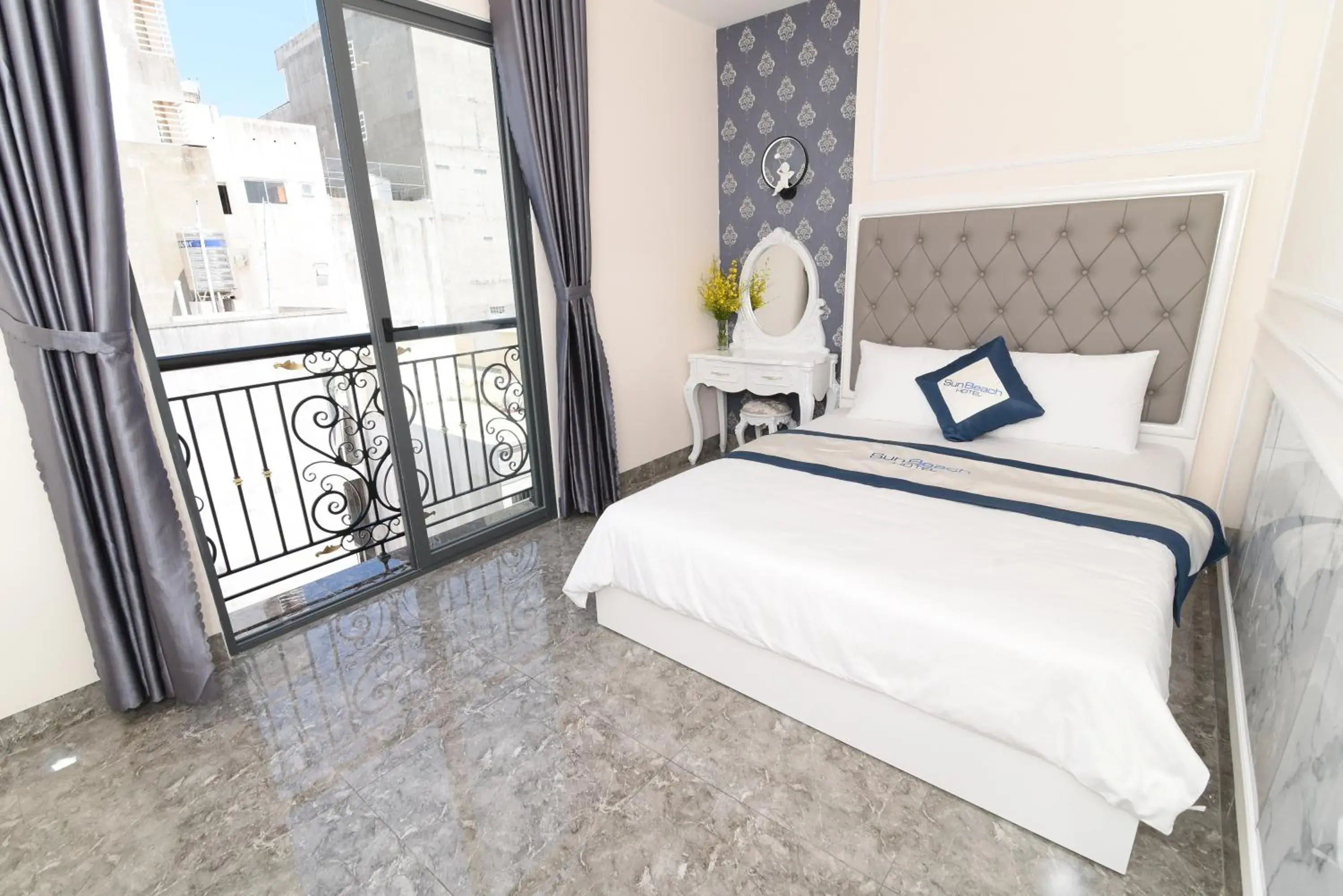 Bedroom, Bed in Sun Beach Hotel Bedroom, Bed in Sun Beach Hotel