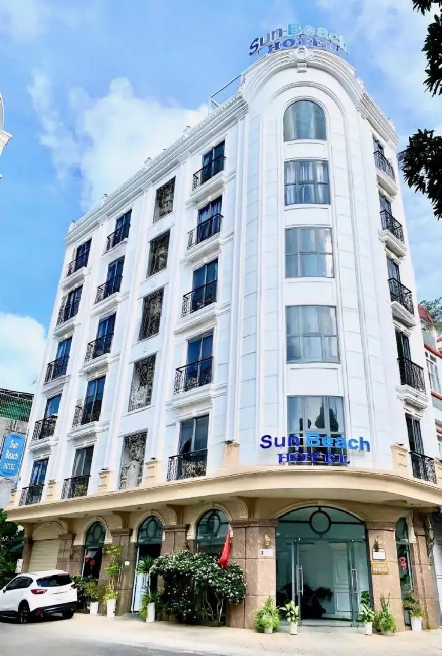 Property building in Sun Beach Hotel Property building in Sun Beach Hotel