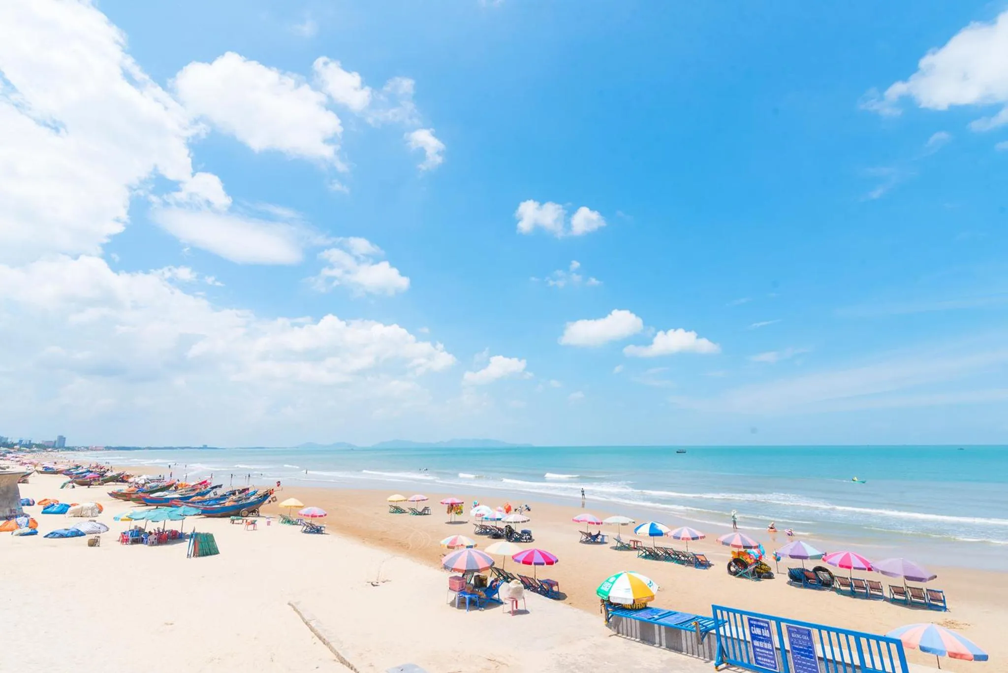 Beach in Sun Beach Hotel