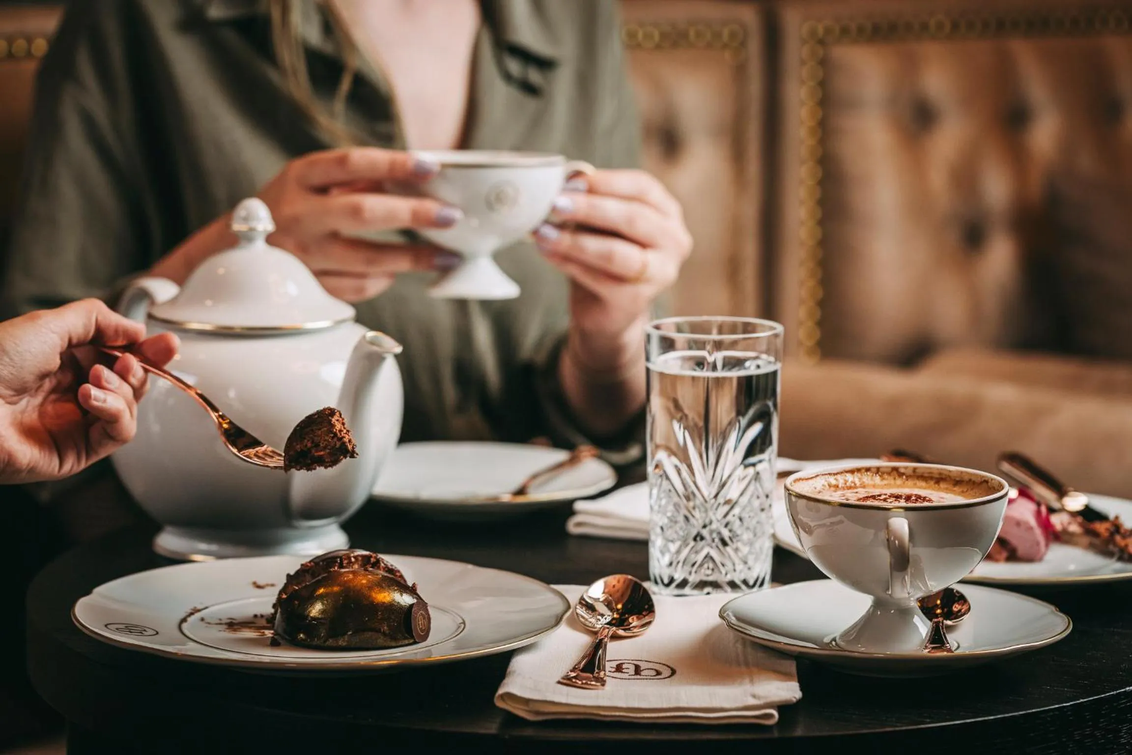 Restaurant/places to eat in Torel Palace Porto