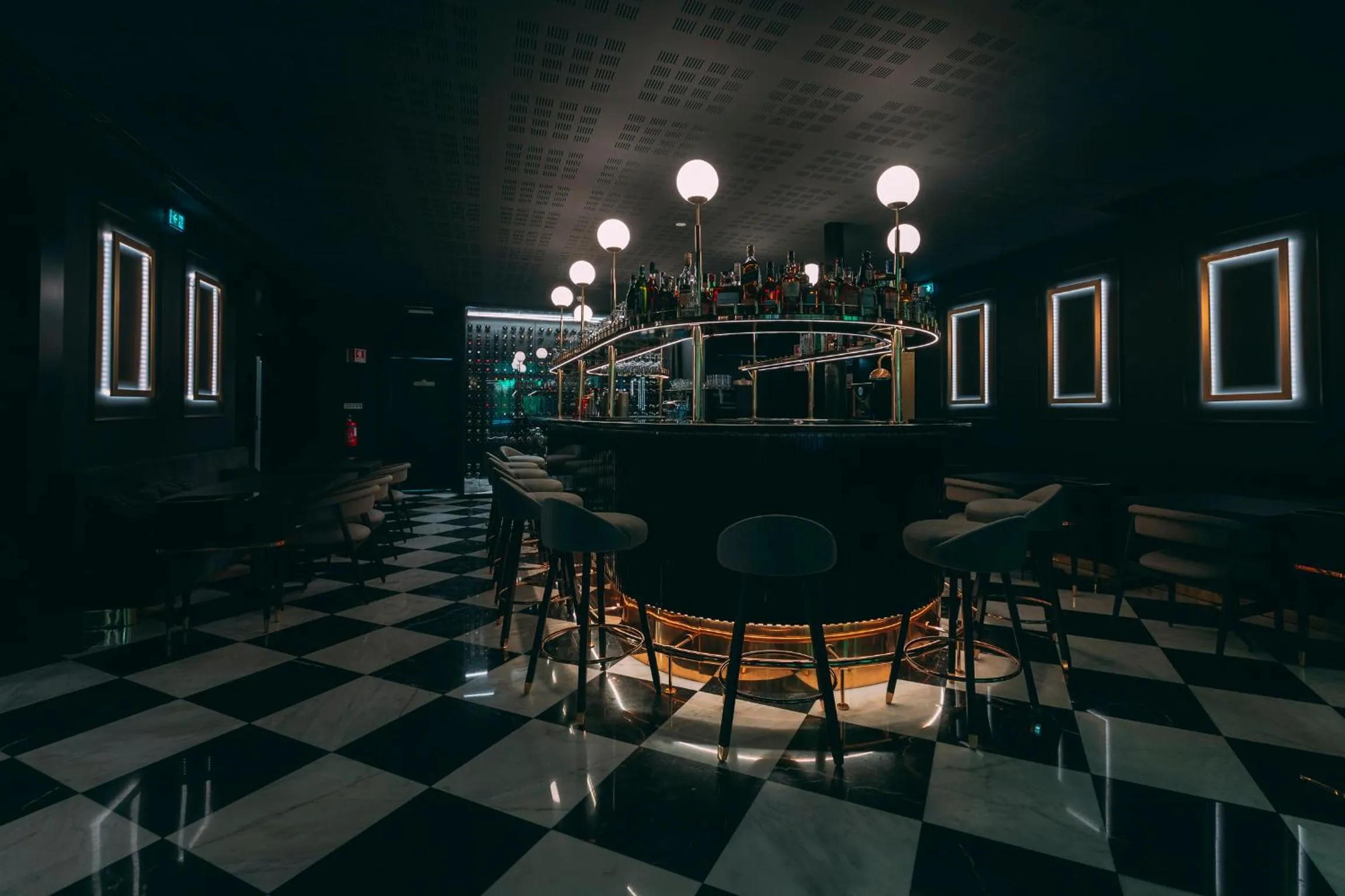 Restaurant/places to eat in Torel Palace Porto