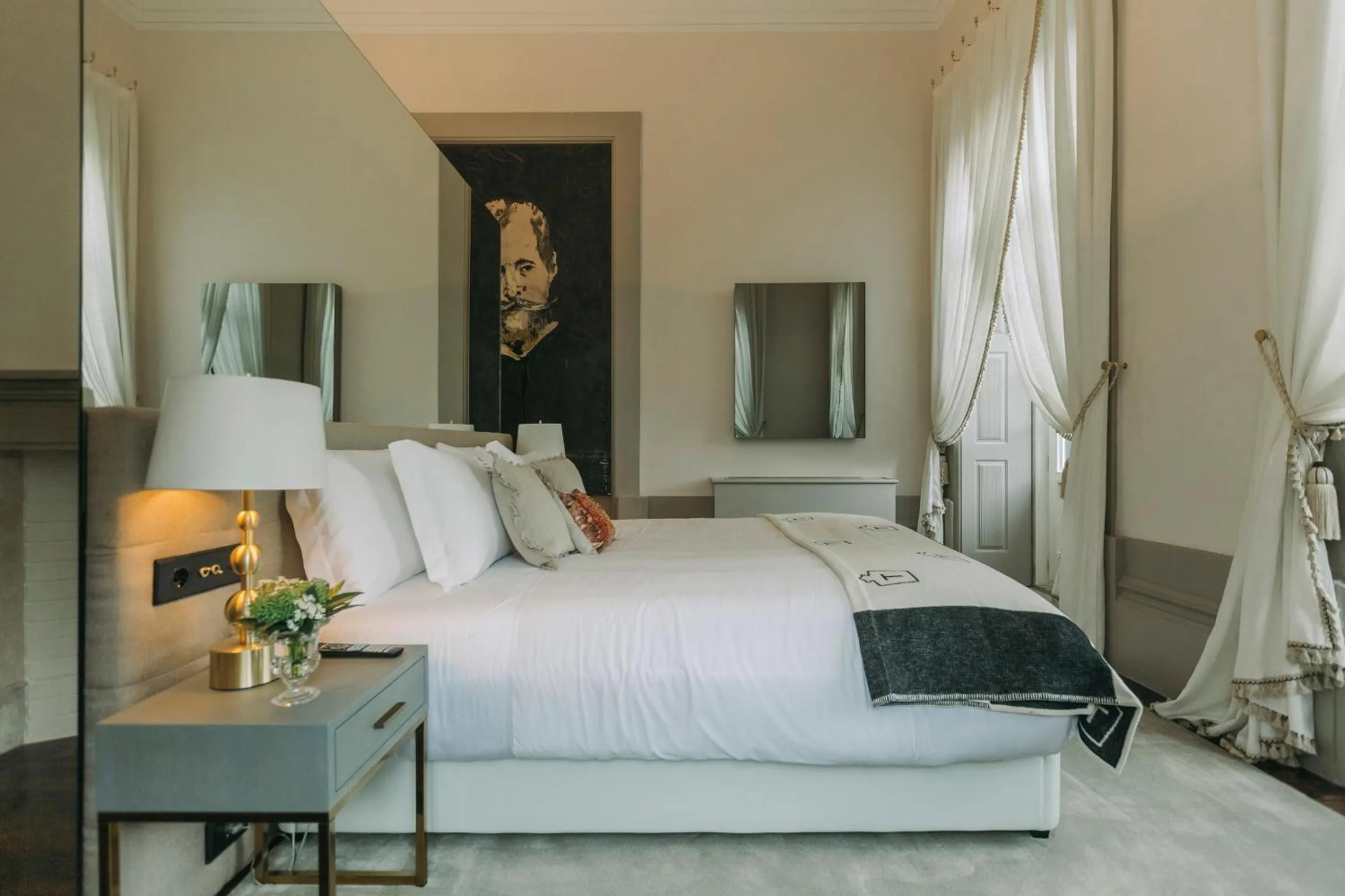 Bed in Torel Palace Porto