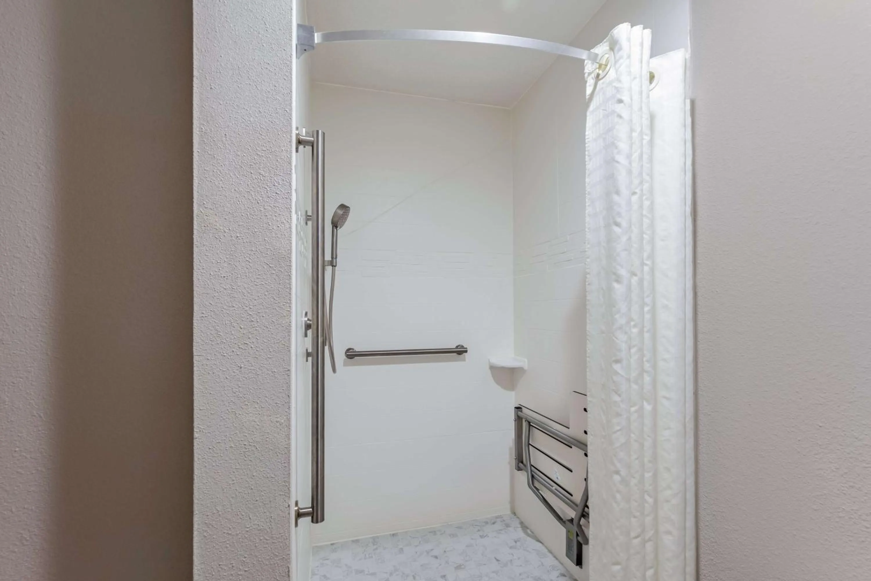 Bathroom in Best Western U.S. Inn