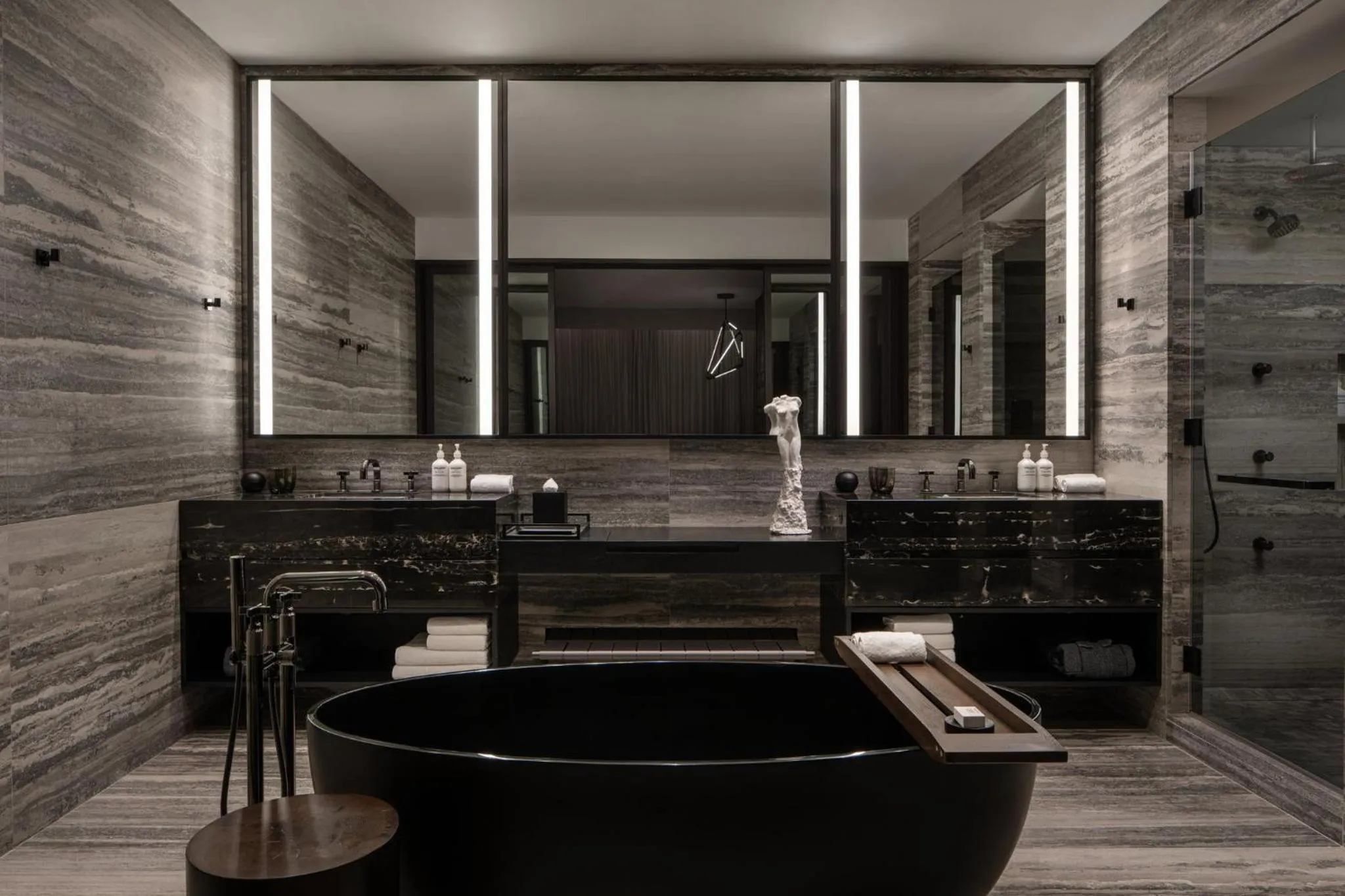 Facade/entrance in Equinox Hotel New York