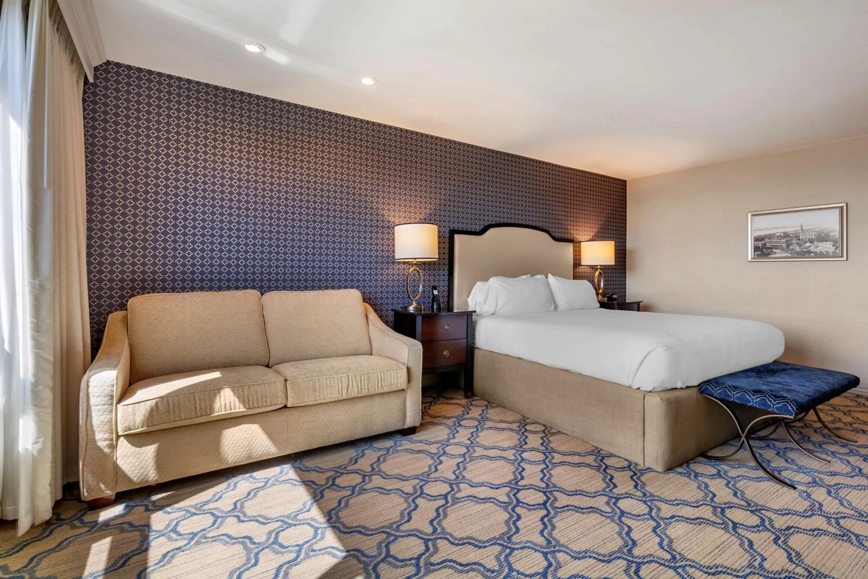 Bed in Best Western Premier Park Hotel