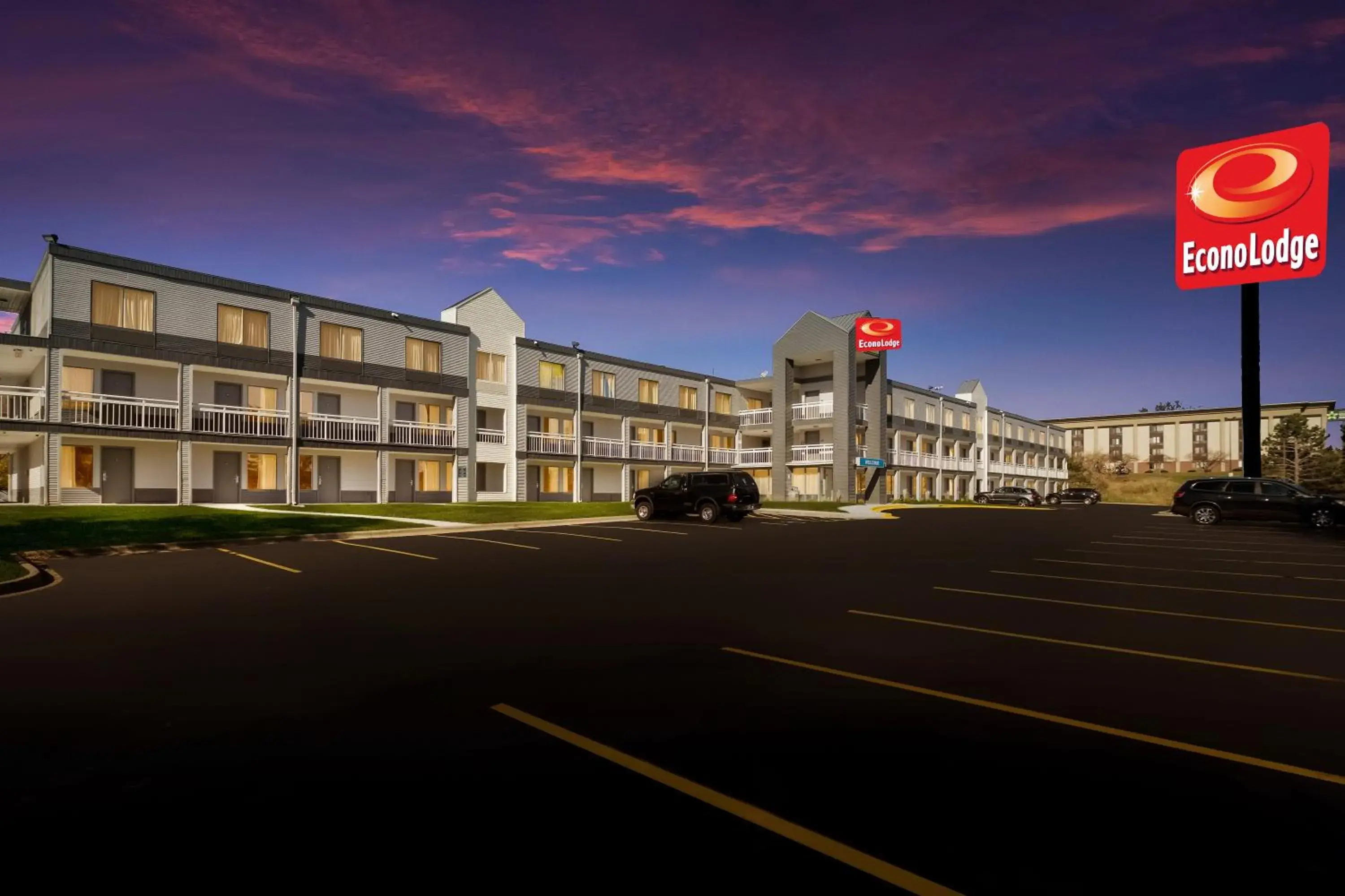 Property building in SureStay Hotel by Best Western Rockford East Property building in SureStay Hotel by Best Western Rockford East