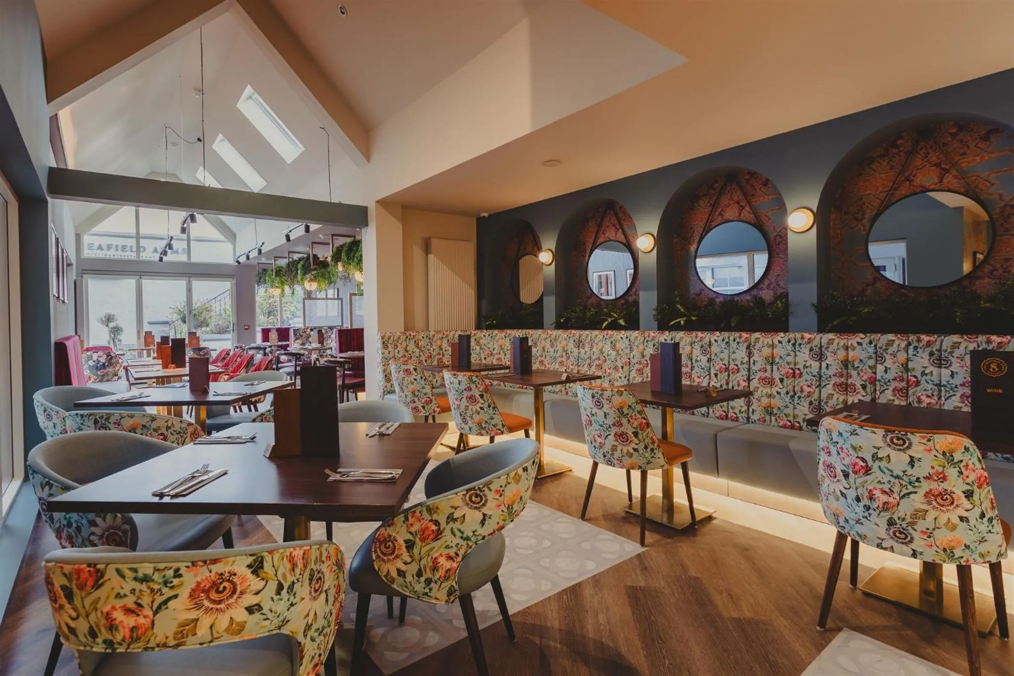 Restaurant/places to eat in The Seafield Arms-Cullen