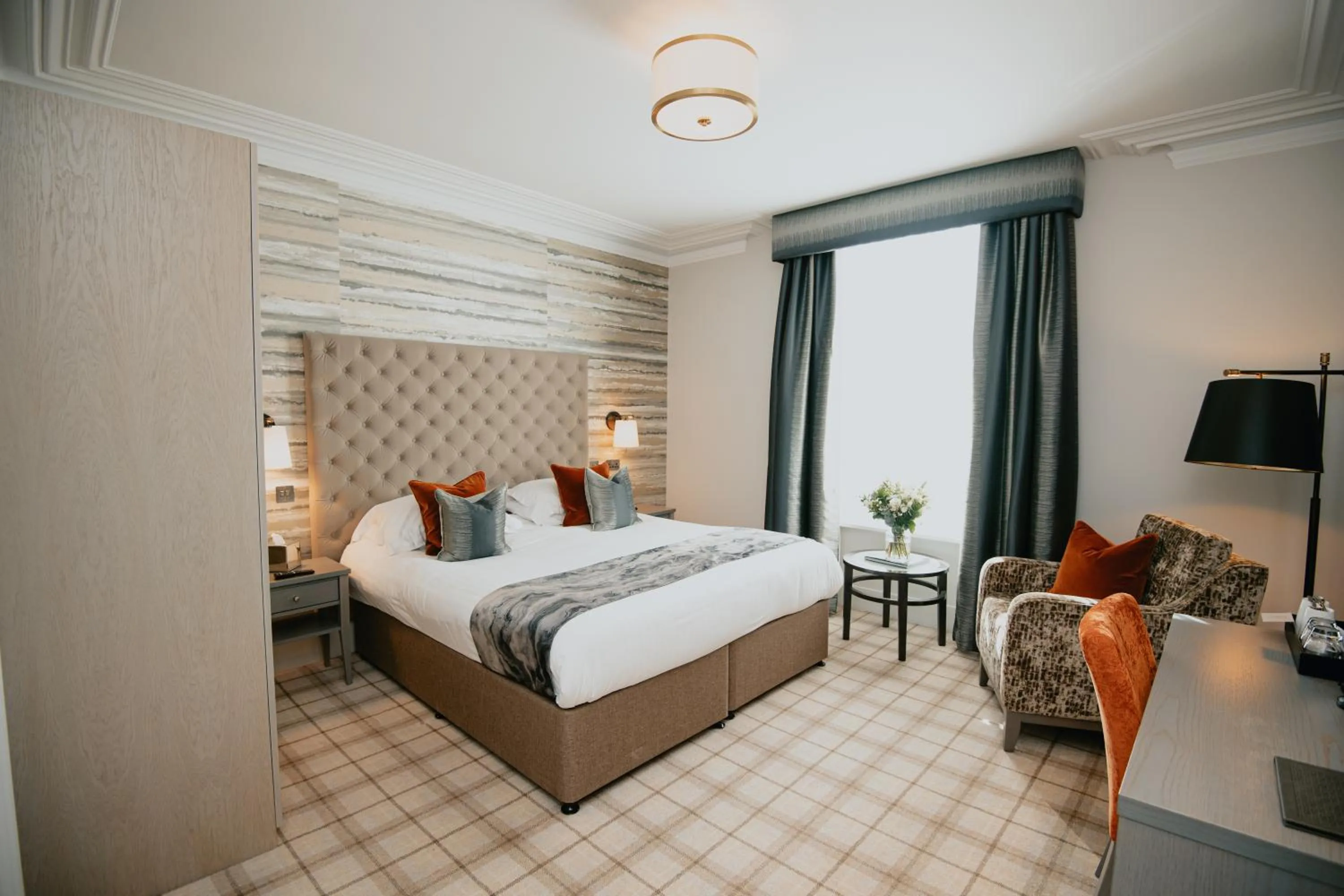 Bedroom, Bed in The Seafield Arms-Cullen