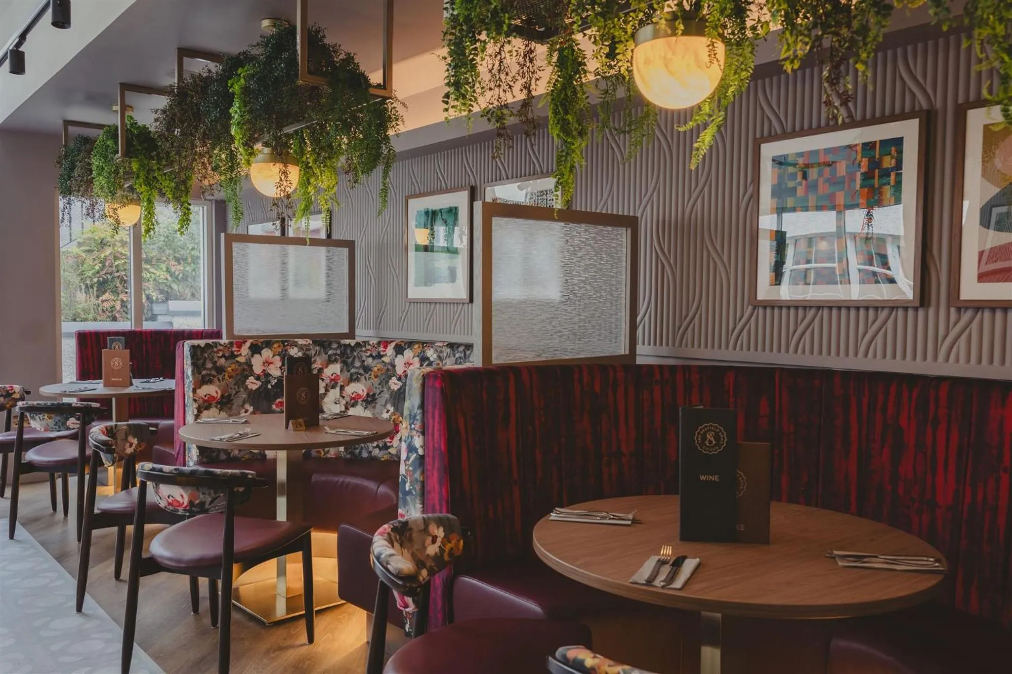 Restaurant/places to eat in The Seafield Arms-Cullen