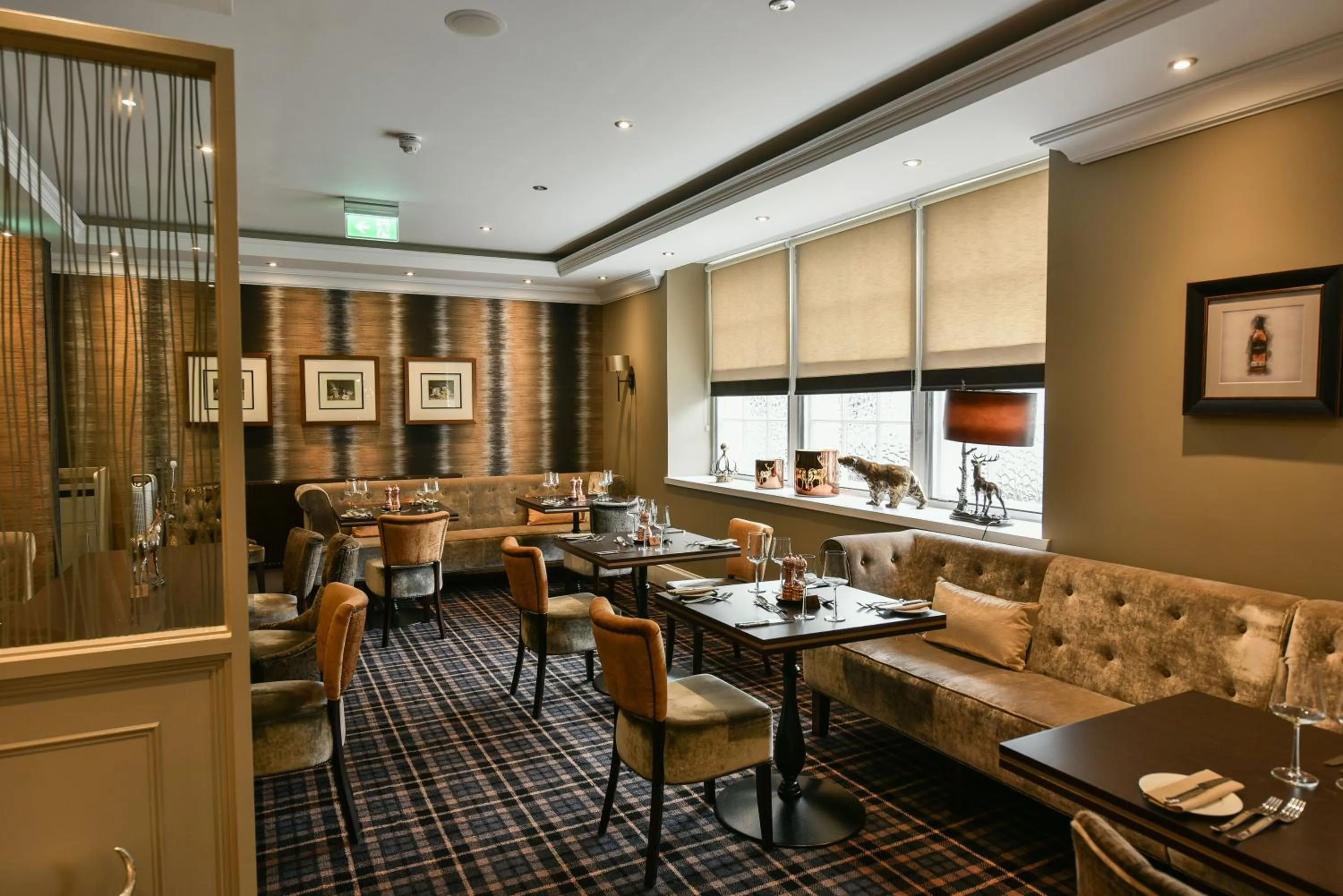 Restaurant/places to eat in The Seafield Arms-Cullen