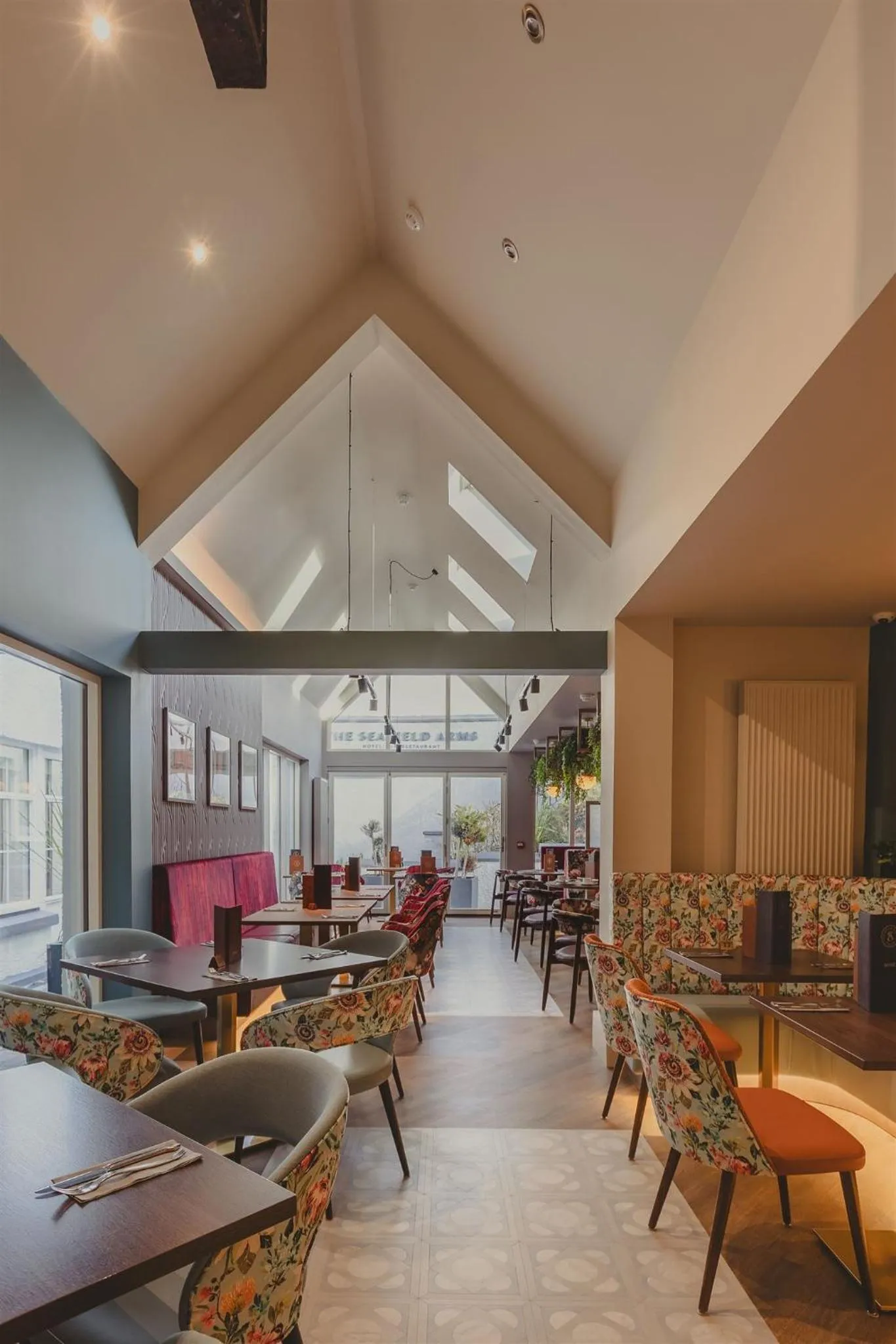 Restaurant/places to eat in The Seafield Arms-Cullen