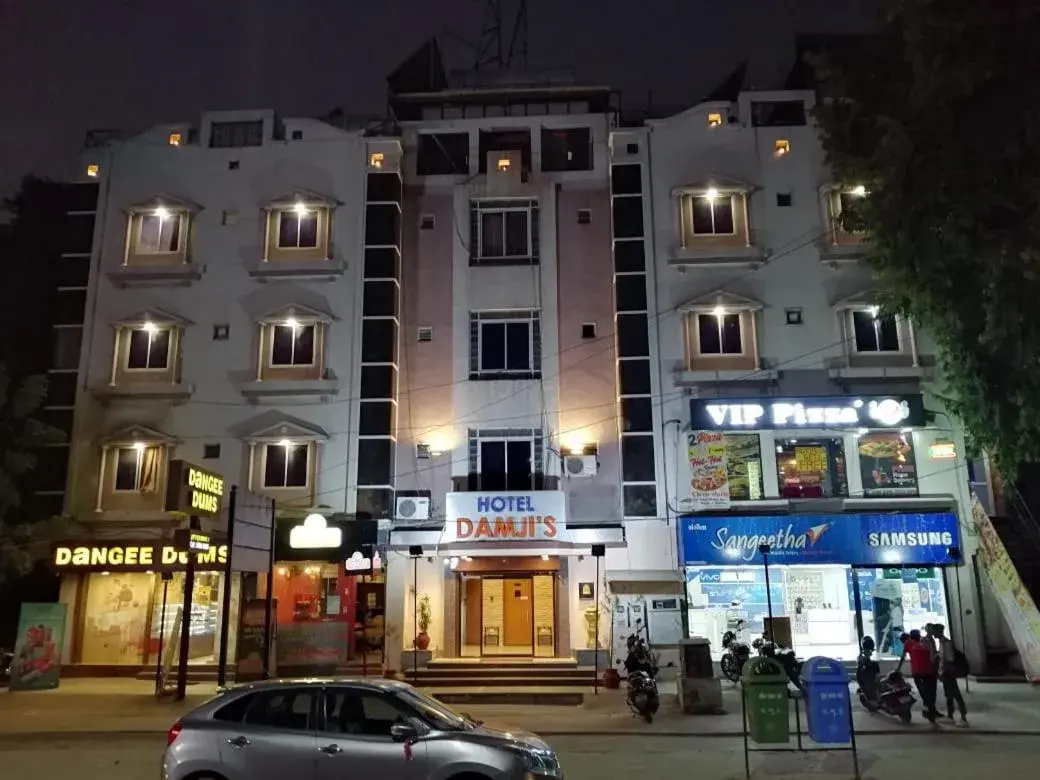 Hotel Damjis Hotel Damjis