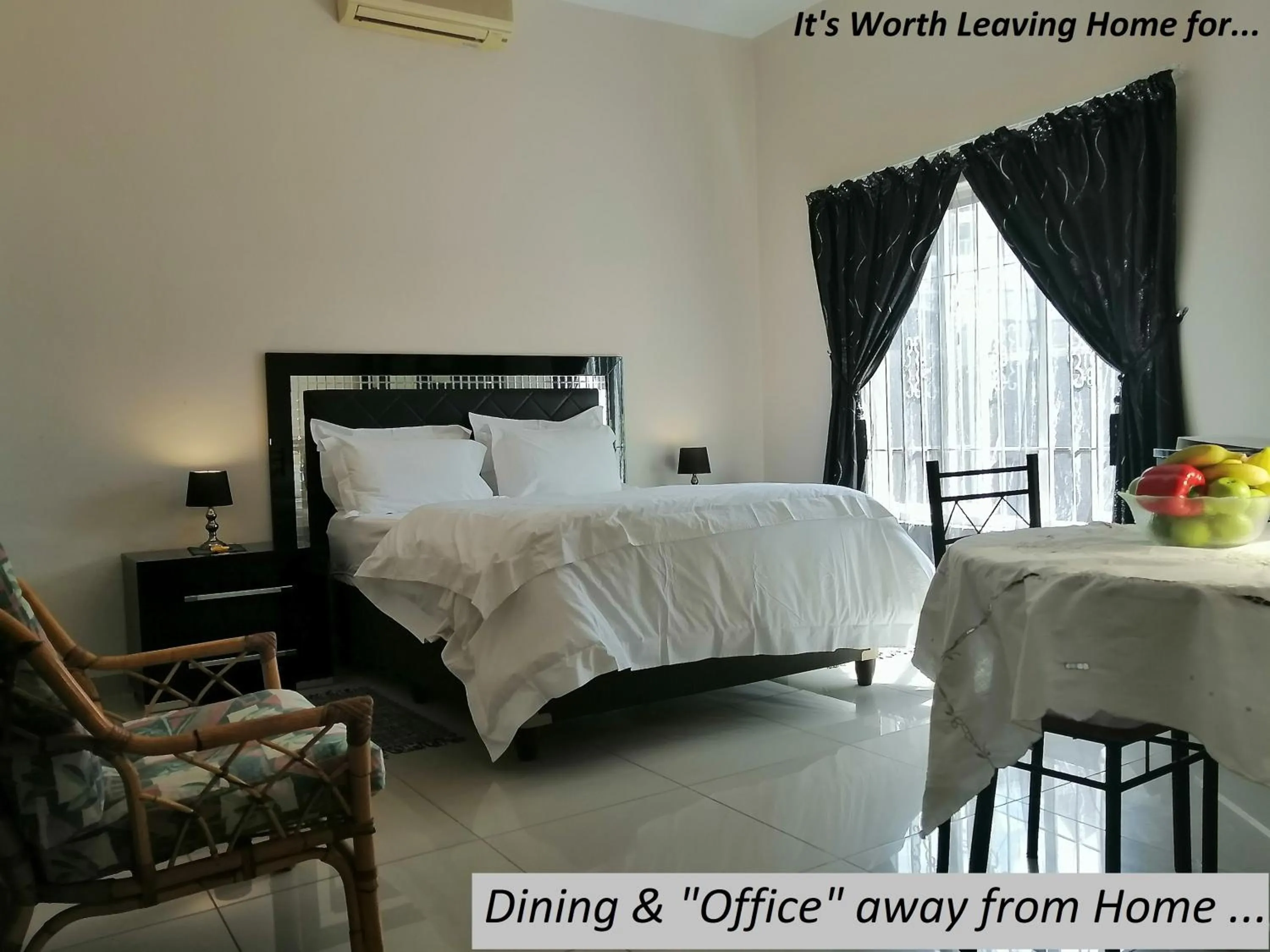 Photo of the whole room, Bed in Charlie's Spot - Norwood