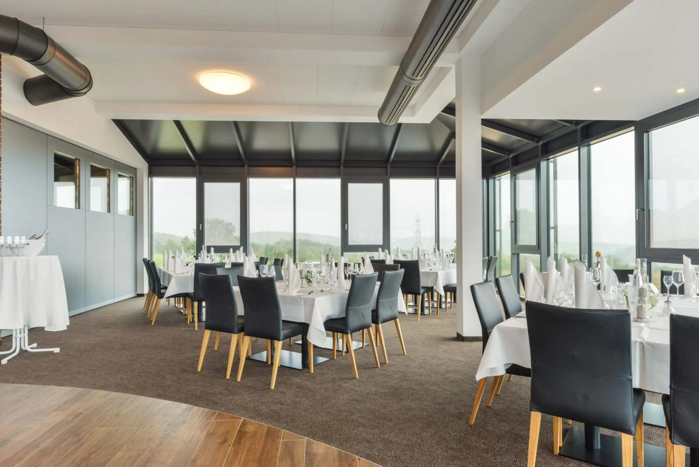 Restaurant/places to eat in Hotel & Golfrestaurant Gut Wissmannshof