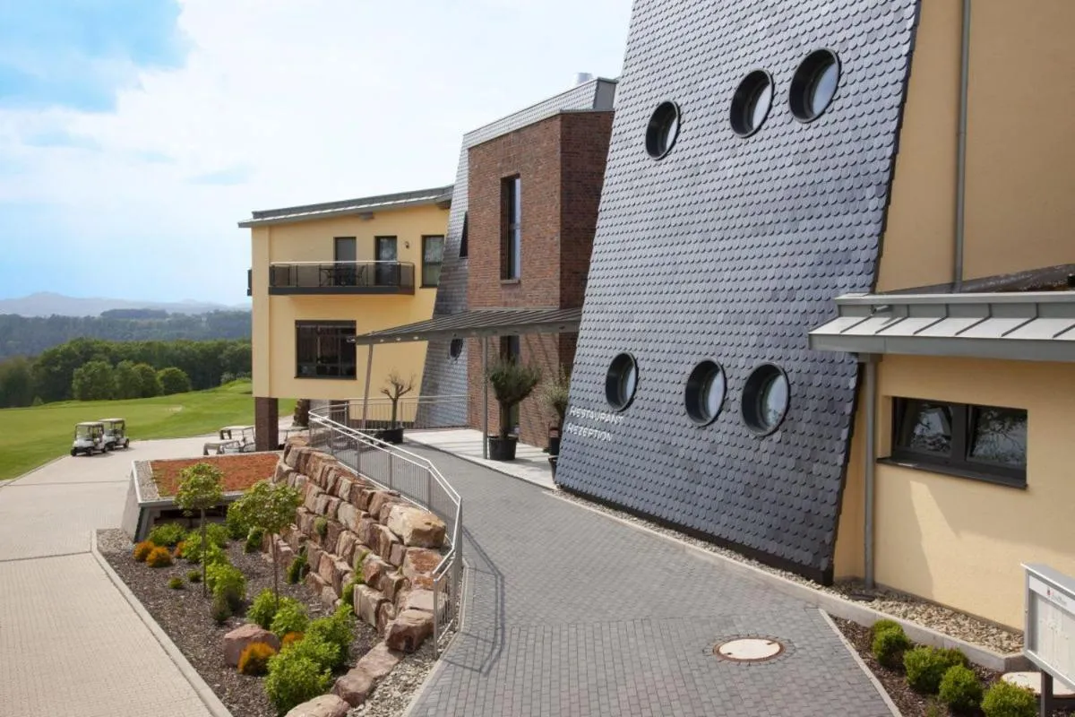 Property building in Hotel & Golfrestaurant Gut Wissmannshof