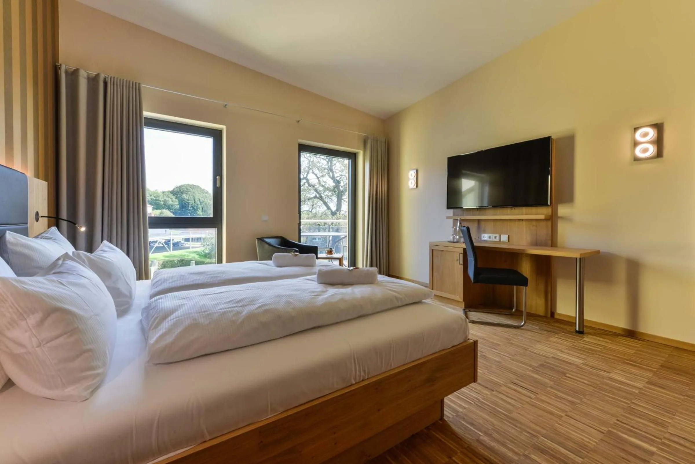 Bed in Hotel & Golfrestaurant Gut Wissmannshof