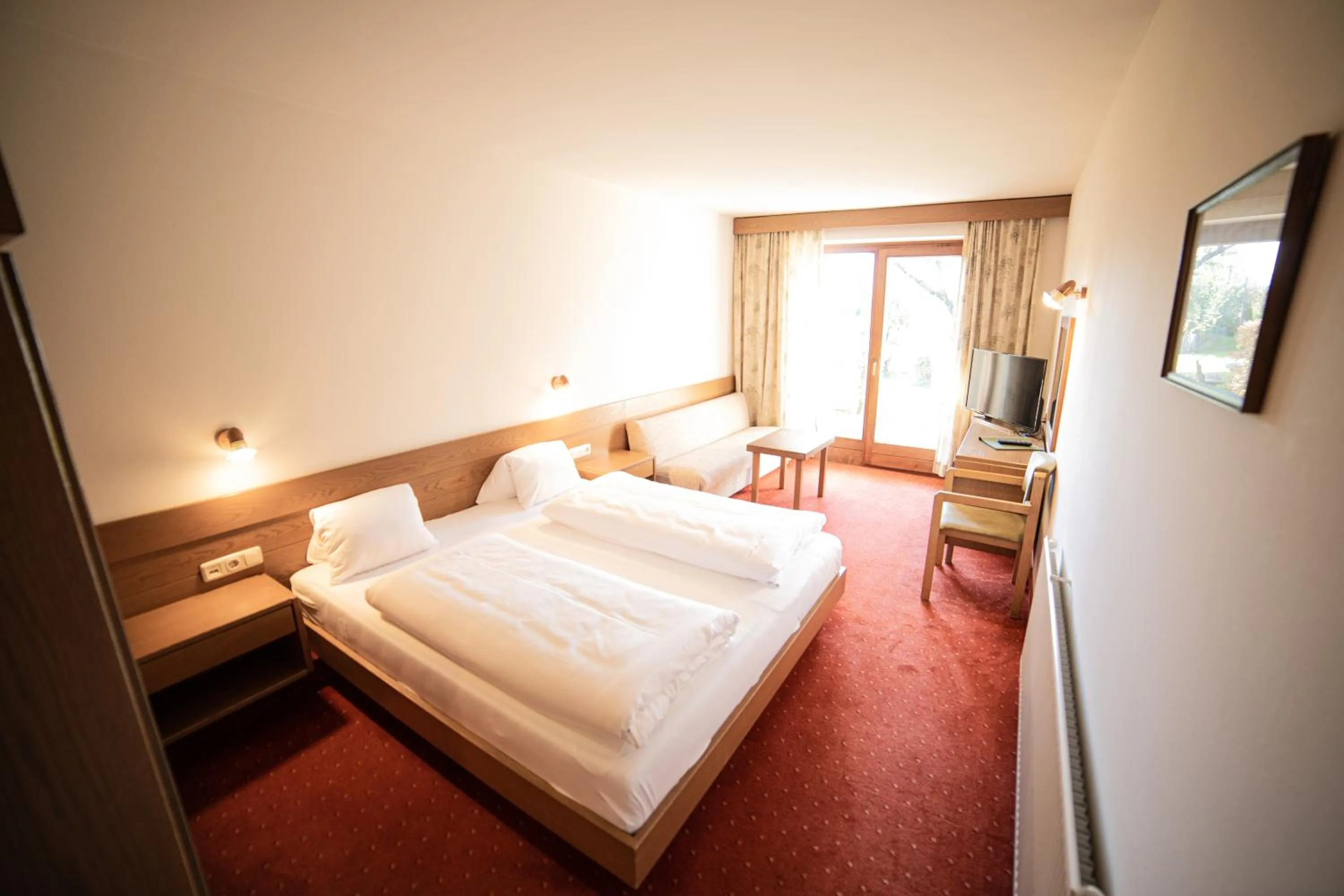 Bedroom, Bed in Finkensteiner Hof