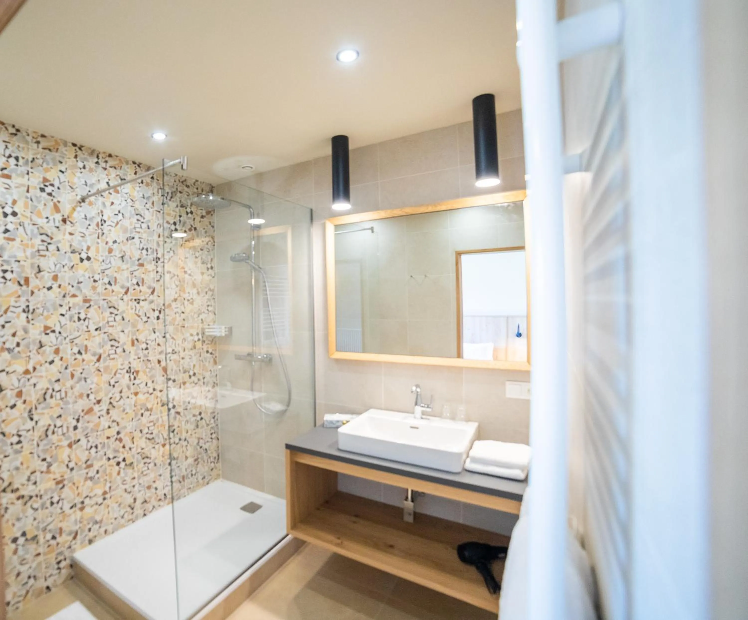 Shower in Finkensteiner Hof