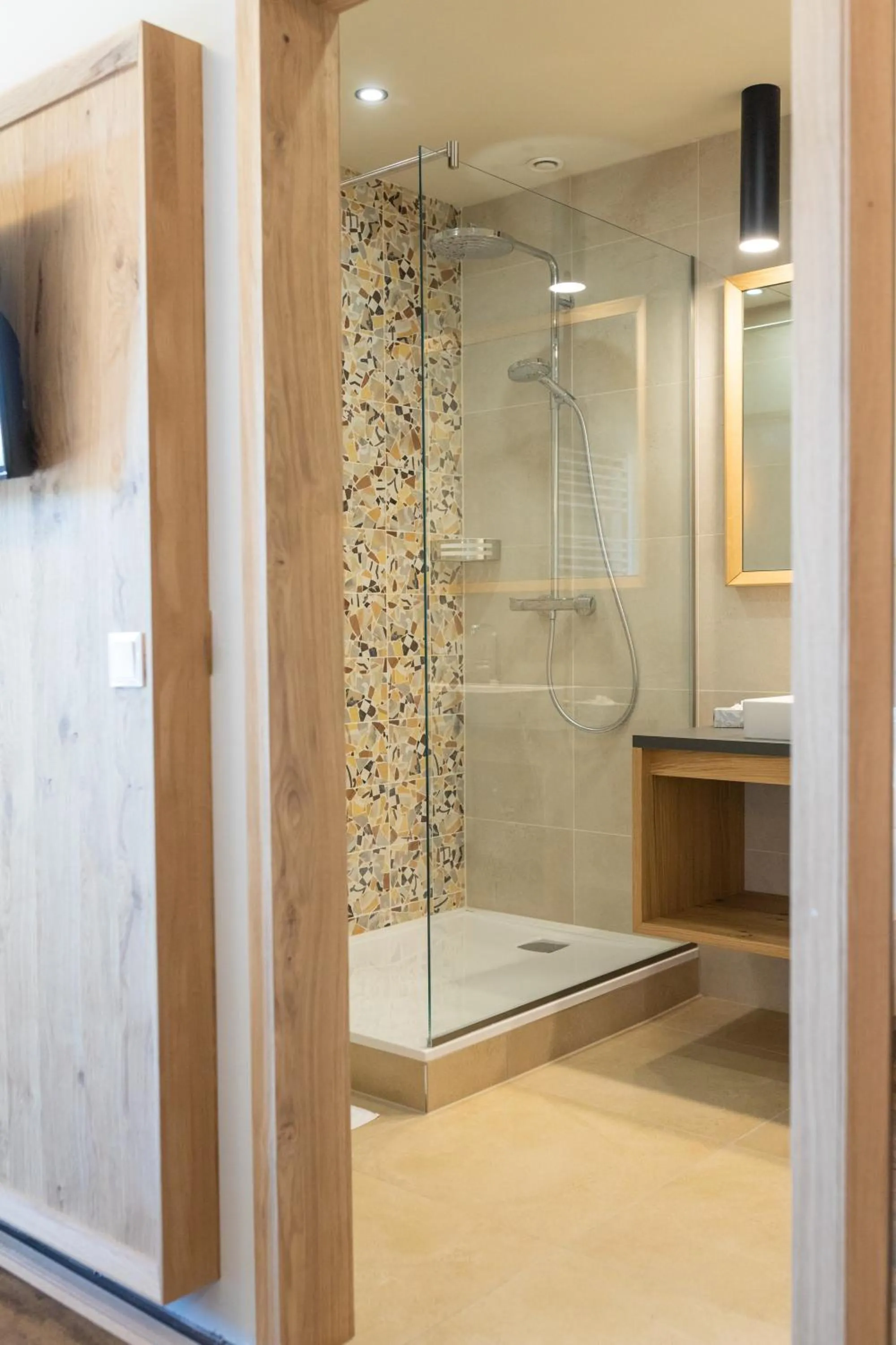 Shower in Finkensteiner Hof