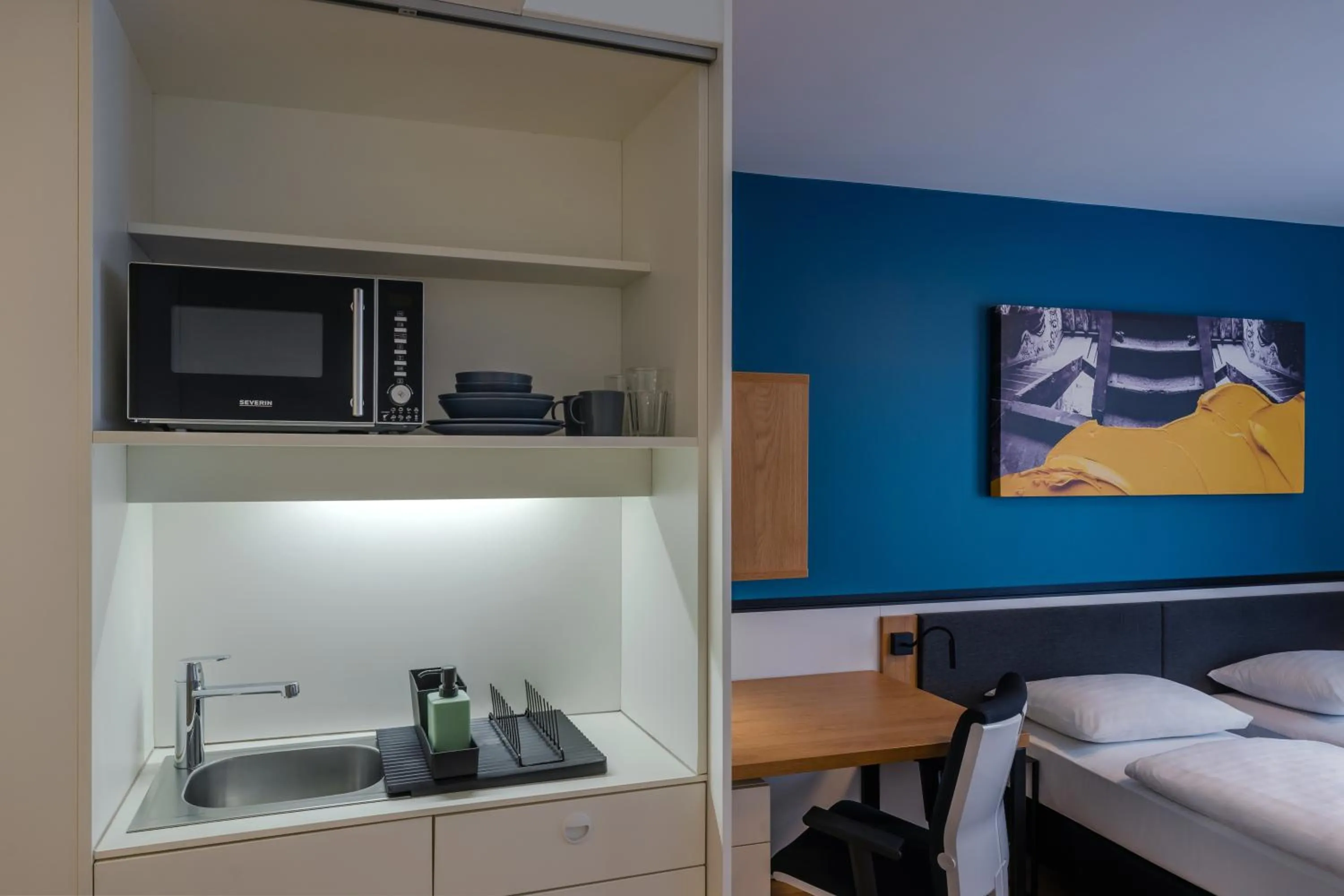kitchen, Bed in Dean's Home Budapest