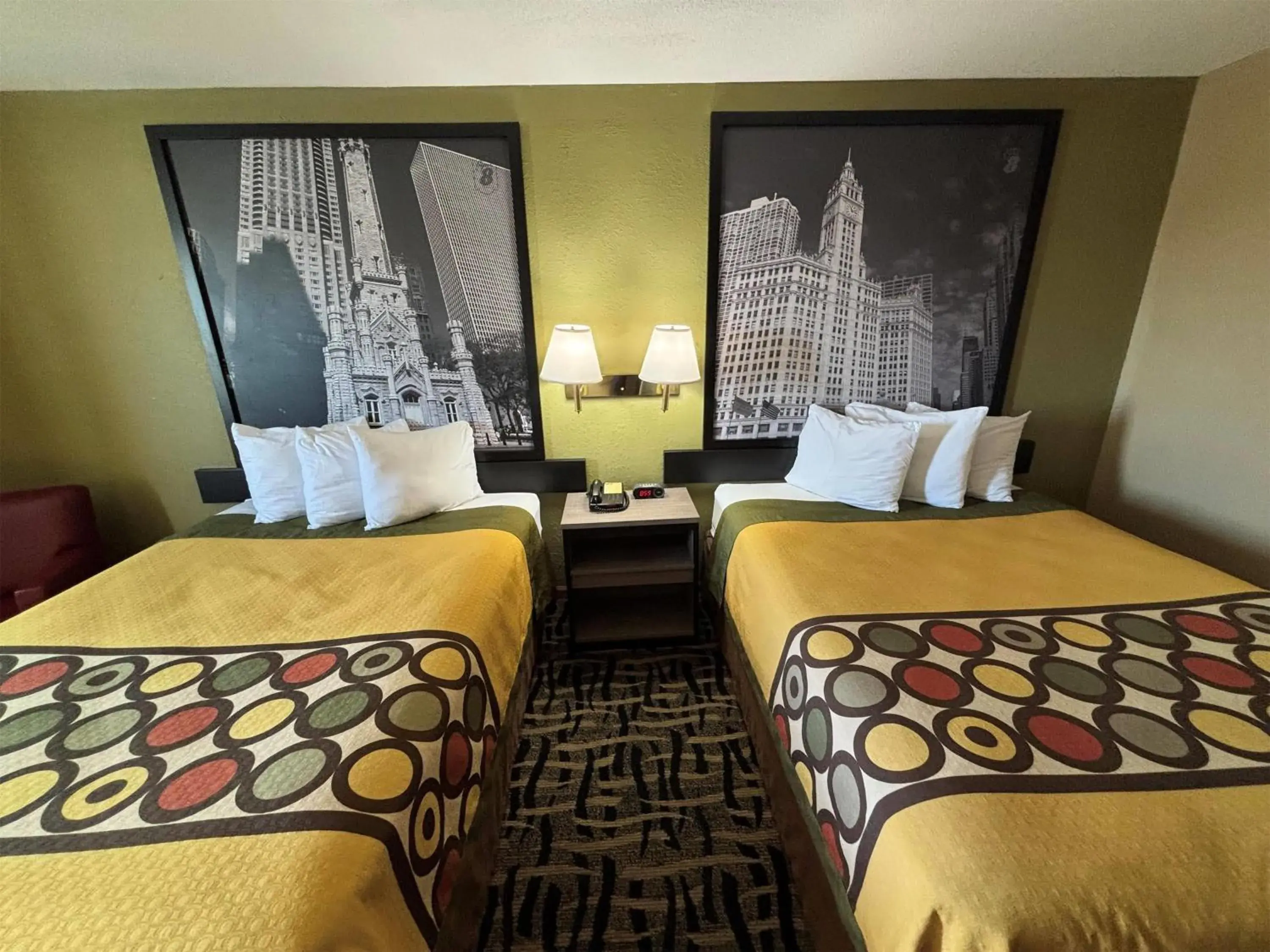 Queen Room with Two Queen Beds - Non-Smoking in Super 8 by Wyndham McLean/Bloomington SW Queen Room with Two Queen Beds - Non-Smoking in Super 8 by Wyndham McLean/Bloomington SW