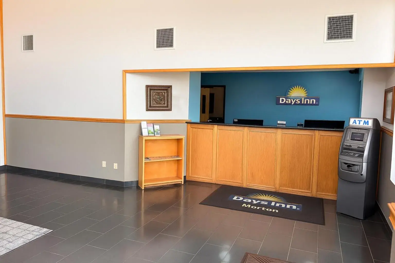 Lobby or reception in Days Inn by Wyndham Morton Lobby or reception in Days Inn by Wyndham Morton