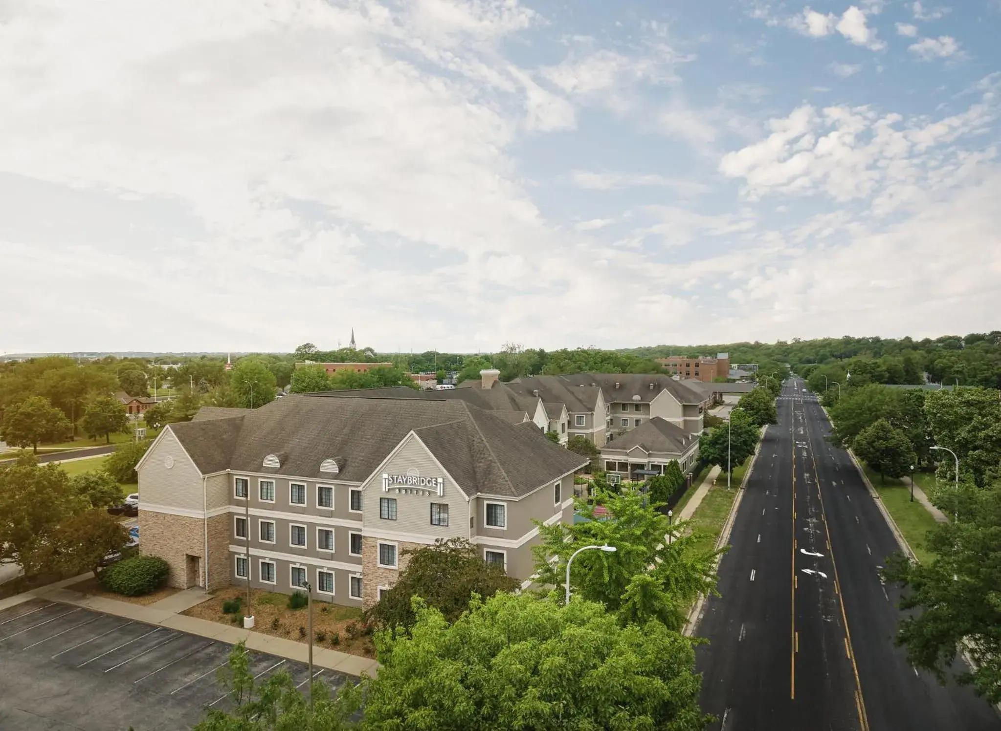 Property building in Staybridge Suites Peoria Downtown by IHG Property building in Staybridge Suites Peoria Downtown by IHG